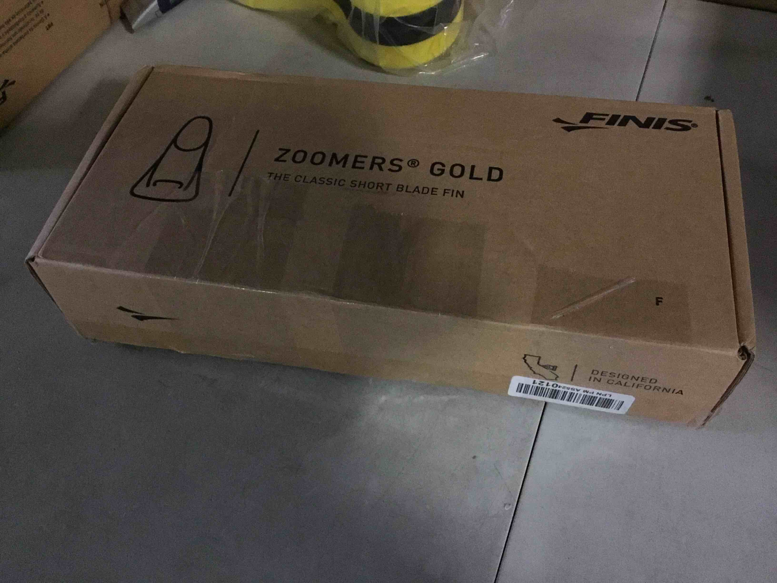 https://s3.amazonaws.com/lotting-images-prod/bidfta/RED5656878_1700234809534.jpeg