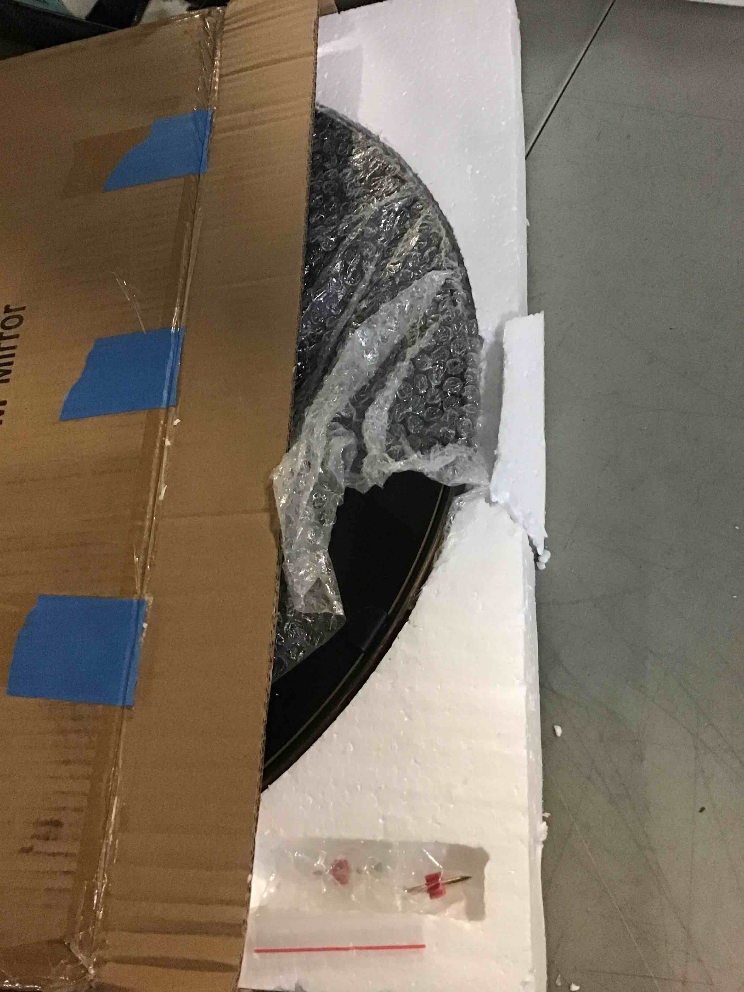 https://s3.amazonaws.com/lotting-images-prod/bidfta/RED5657472_1698320025623.jpeg