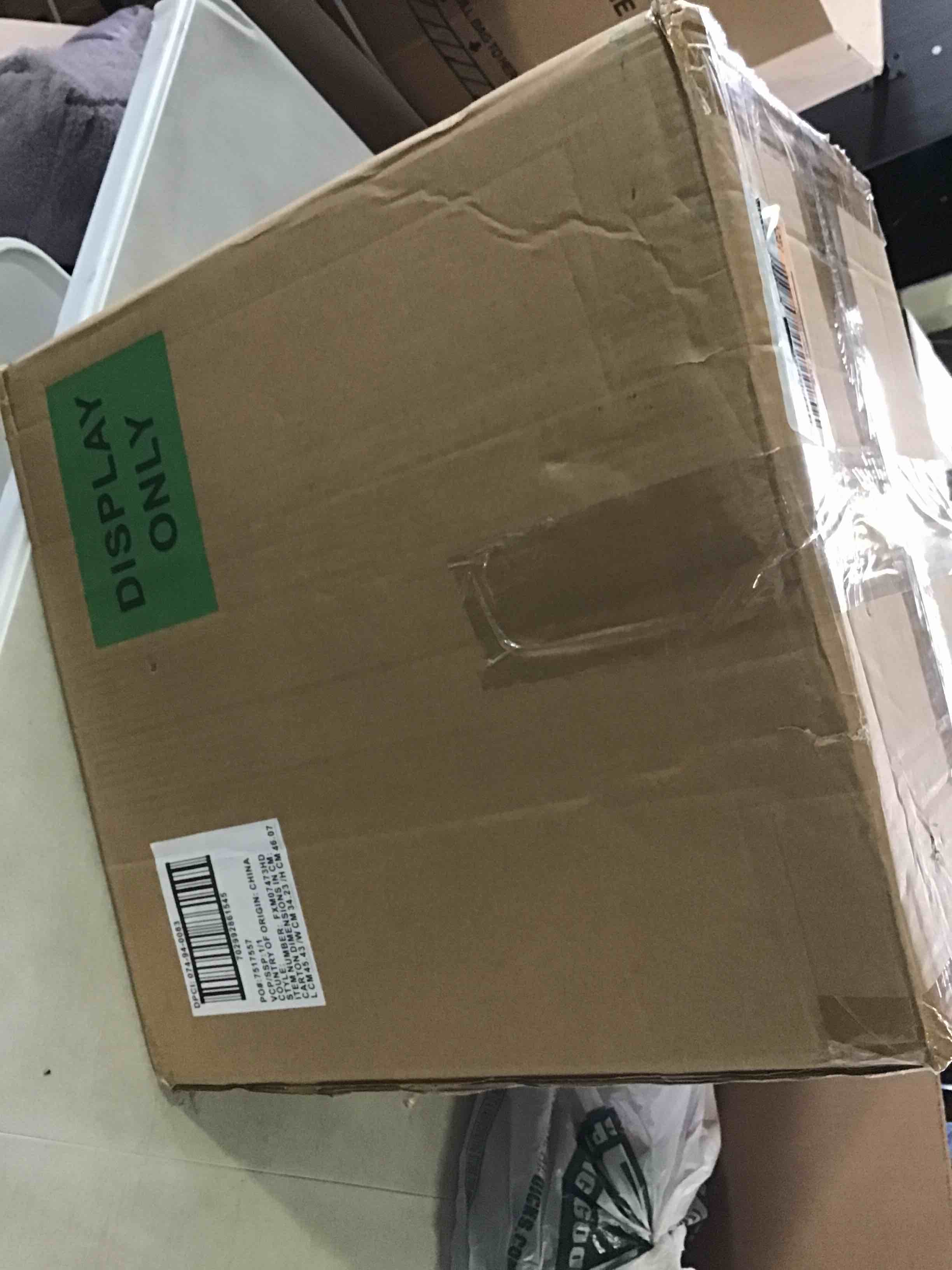https://s3.amazonaws.com/lotting-images-prod/bidfta/RED5657679_1698426496856.jpeg