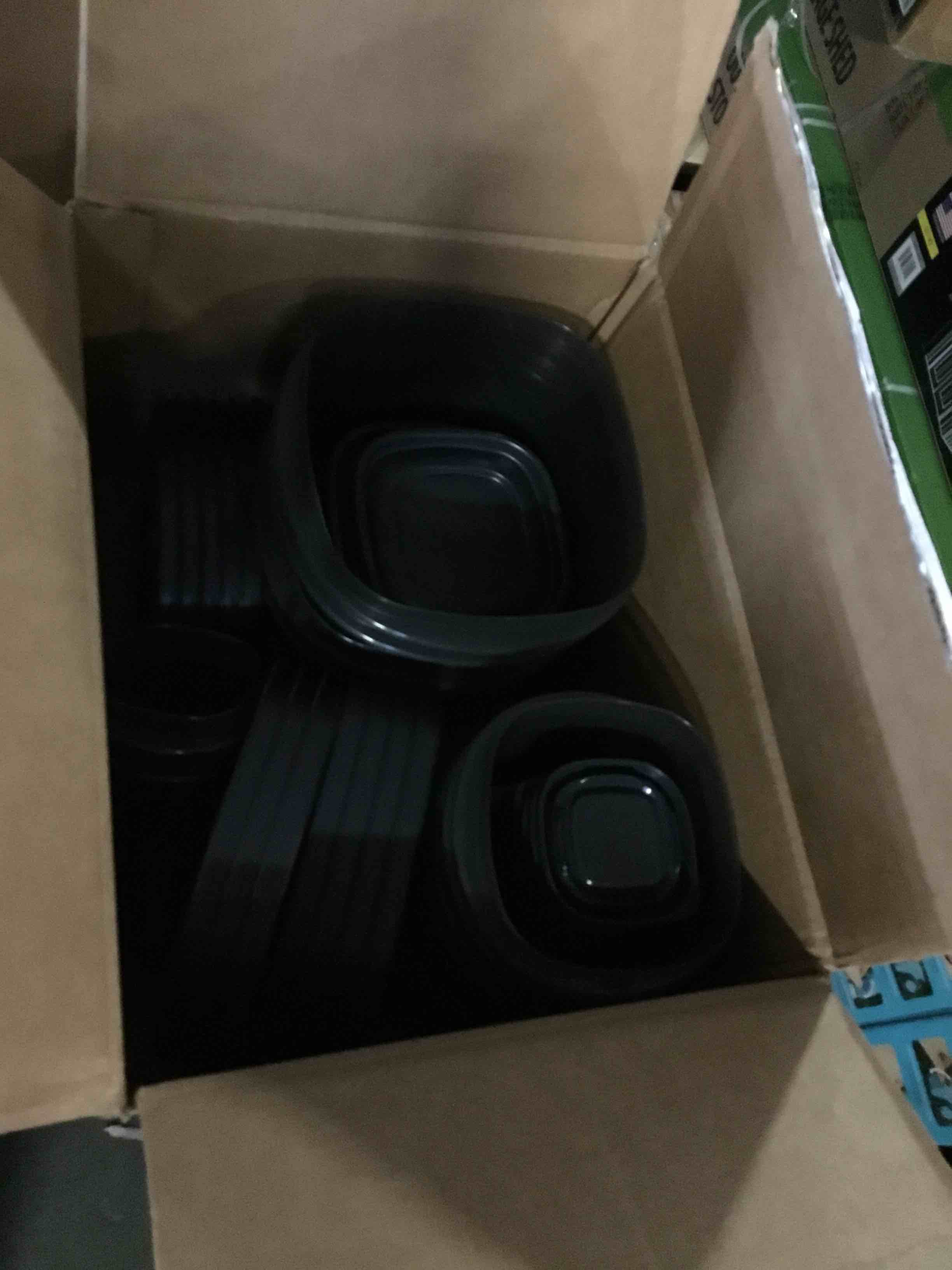 https://s3.amazonaws.com/lotting-images-prod/bidfta/RED5659347_1698064334455.jpeg