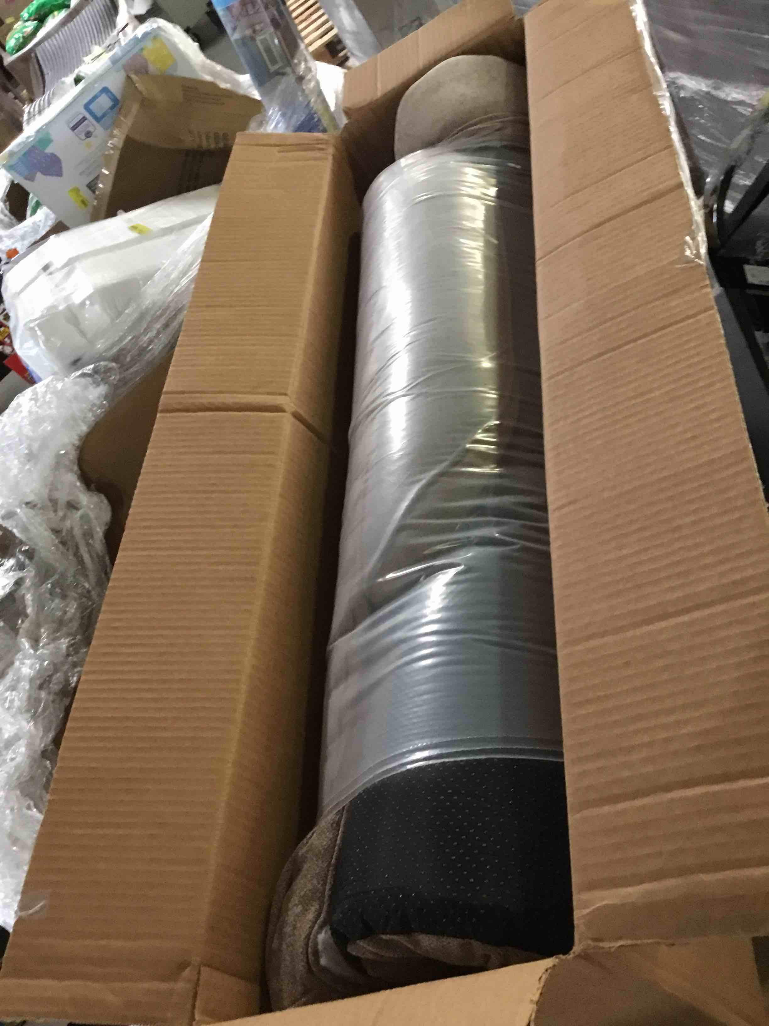 https://s3.amazonaws.com/lotting-images-prod/bidfta/RED5659423_1698080744753.jpeg