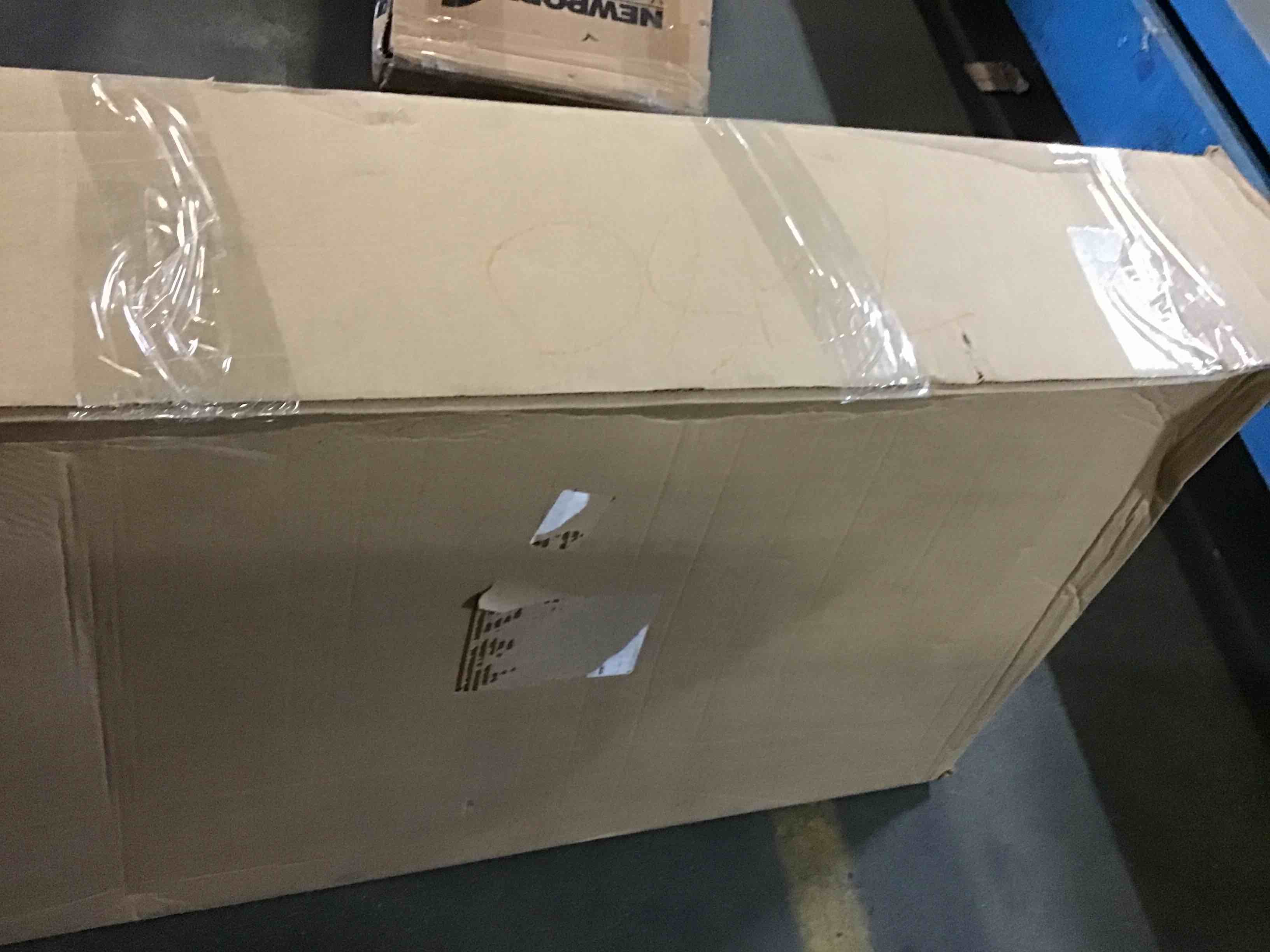 https://s3.amazonaws.com/lotting-images-prod/bidfta/RED5659995_1696002895172.jpeg
