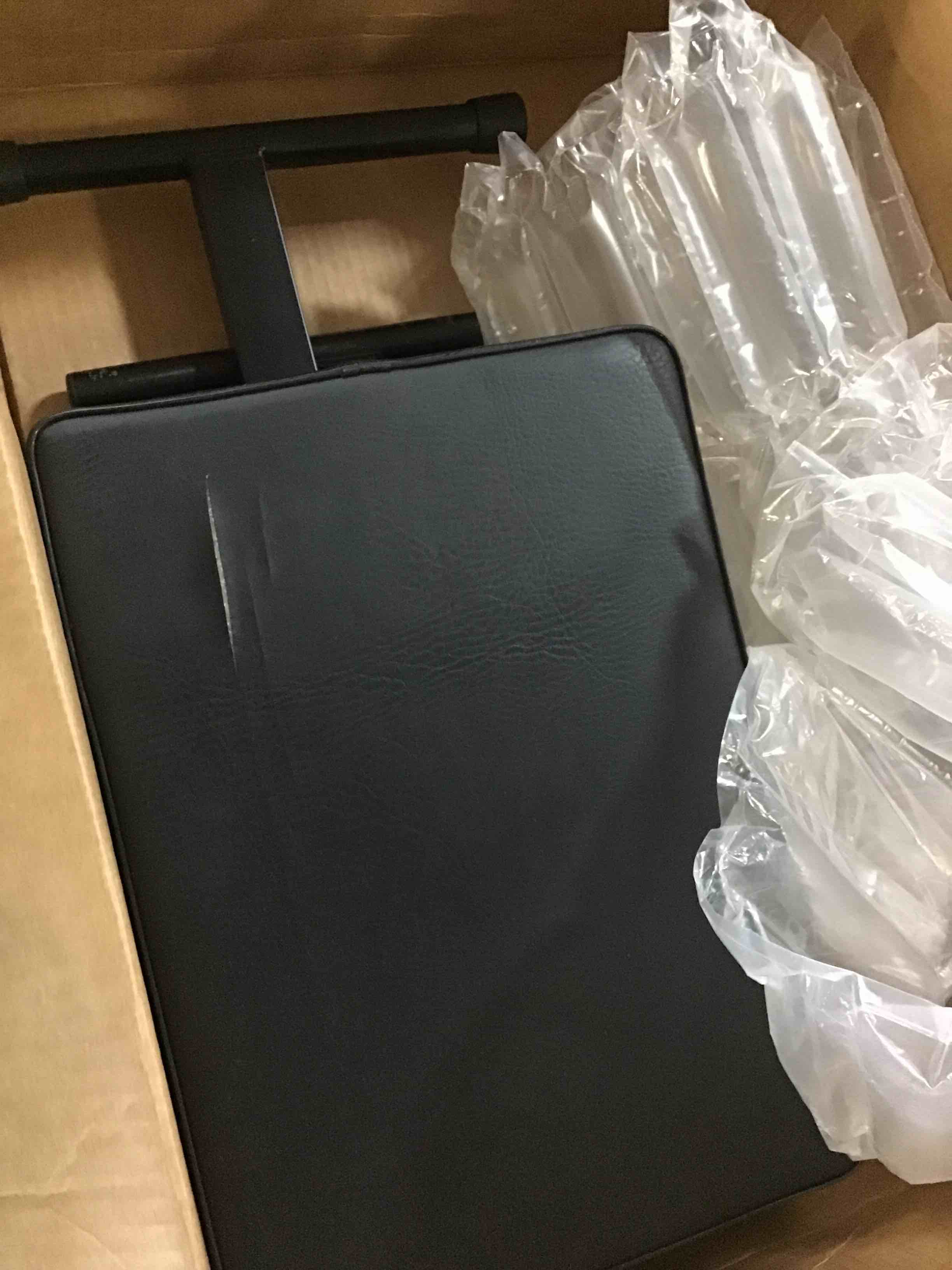 https://s3.amazonaws.com/lotting-images-prod/bidfta/RED5660029_1696008236479.jpeg