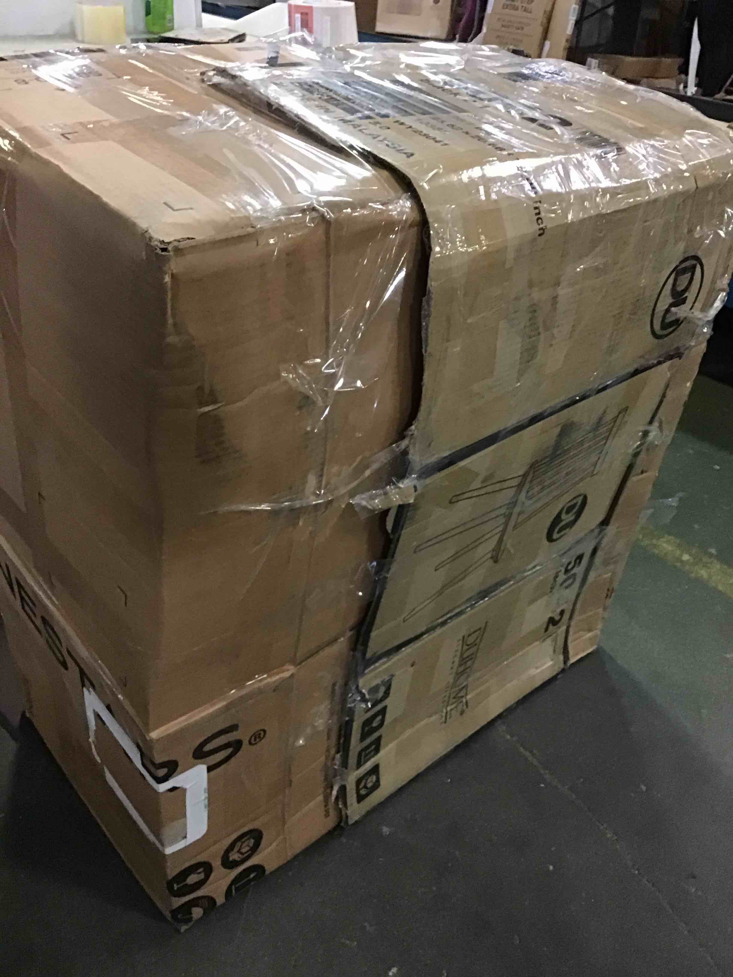 https://s3.amazonaws.com/lotting-images-prod/bidfta/RED5660125_1696251356235.jpeg
