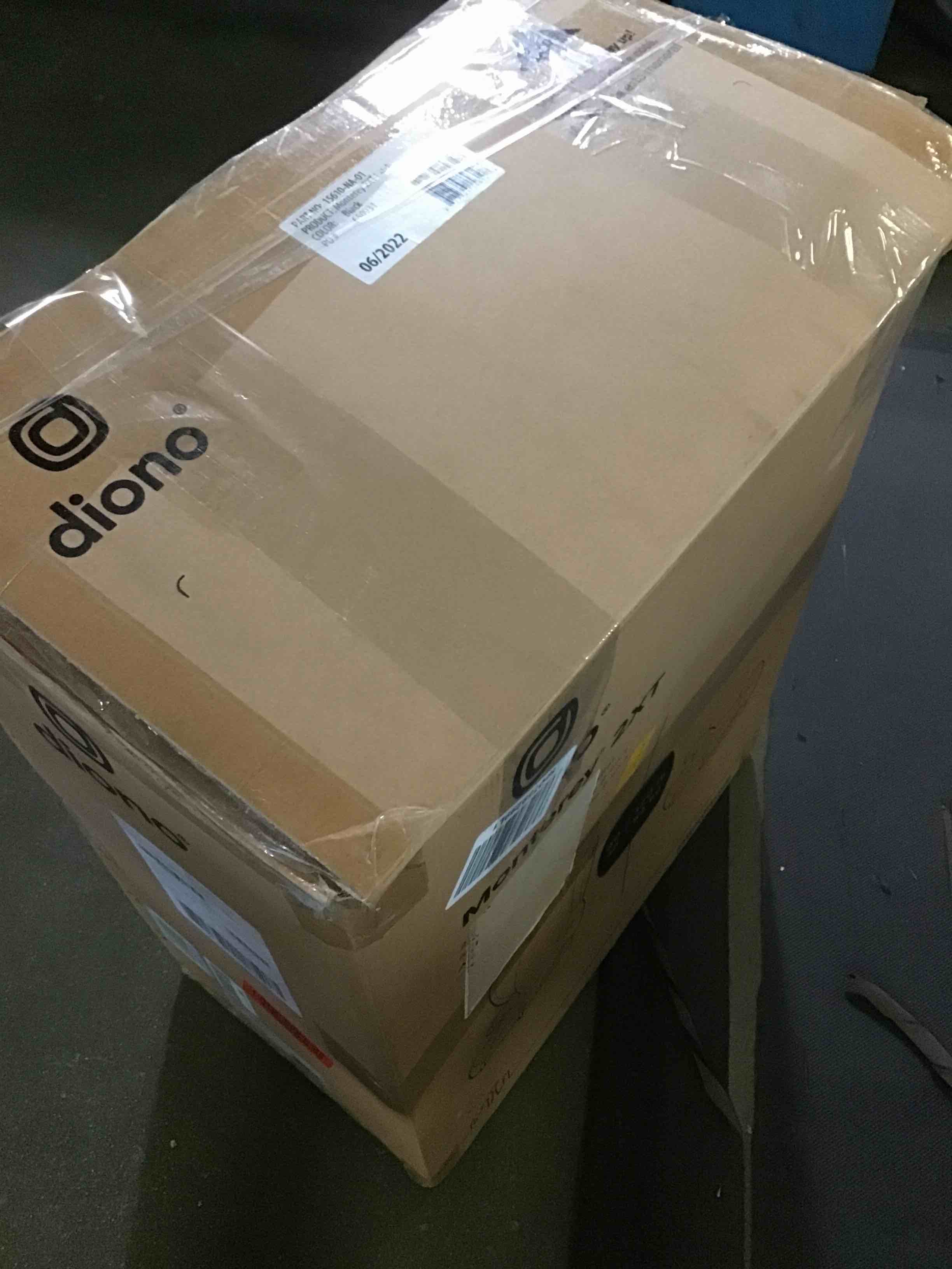 https://s3.amazonaws.com/lotting-images-prod/bidfta/RED5660794_1697224794563.jpeg