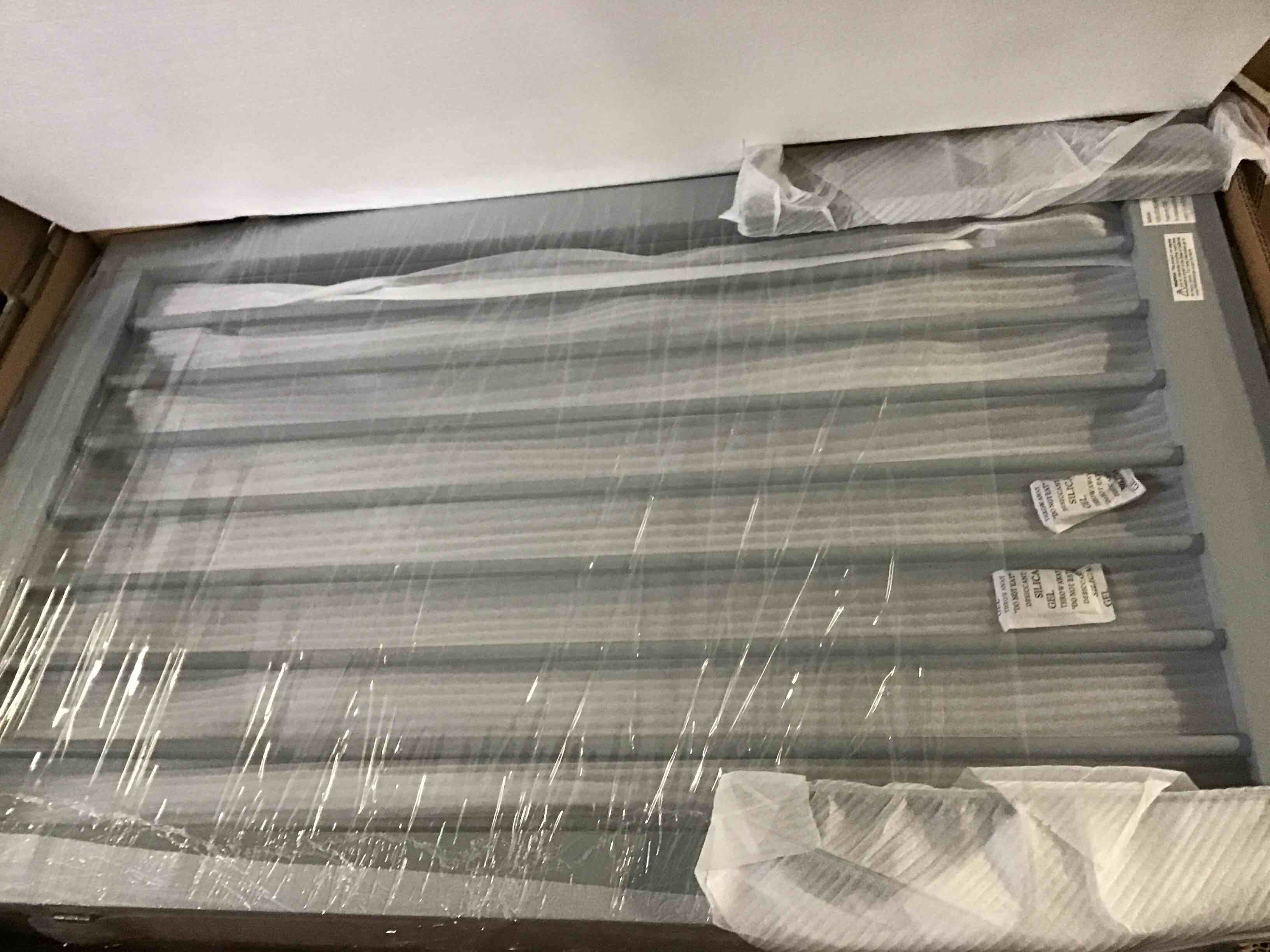 https://s3.amazonaws.com/lotting-images-prod/bidfta/RED5660901_1697299159640.jpeg