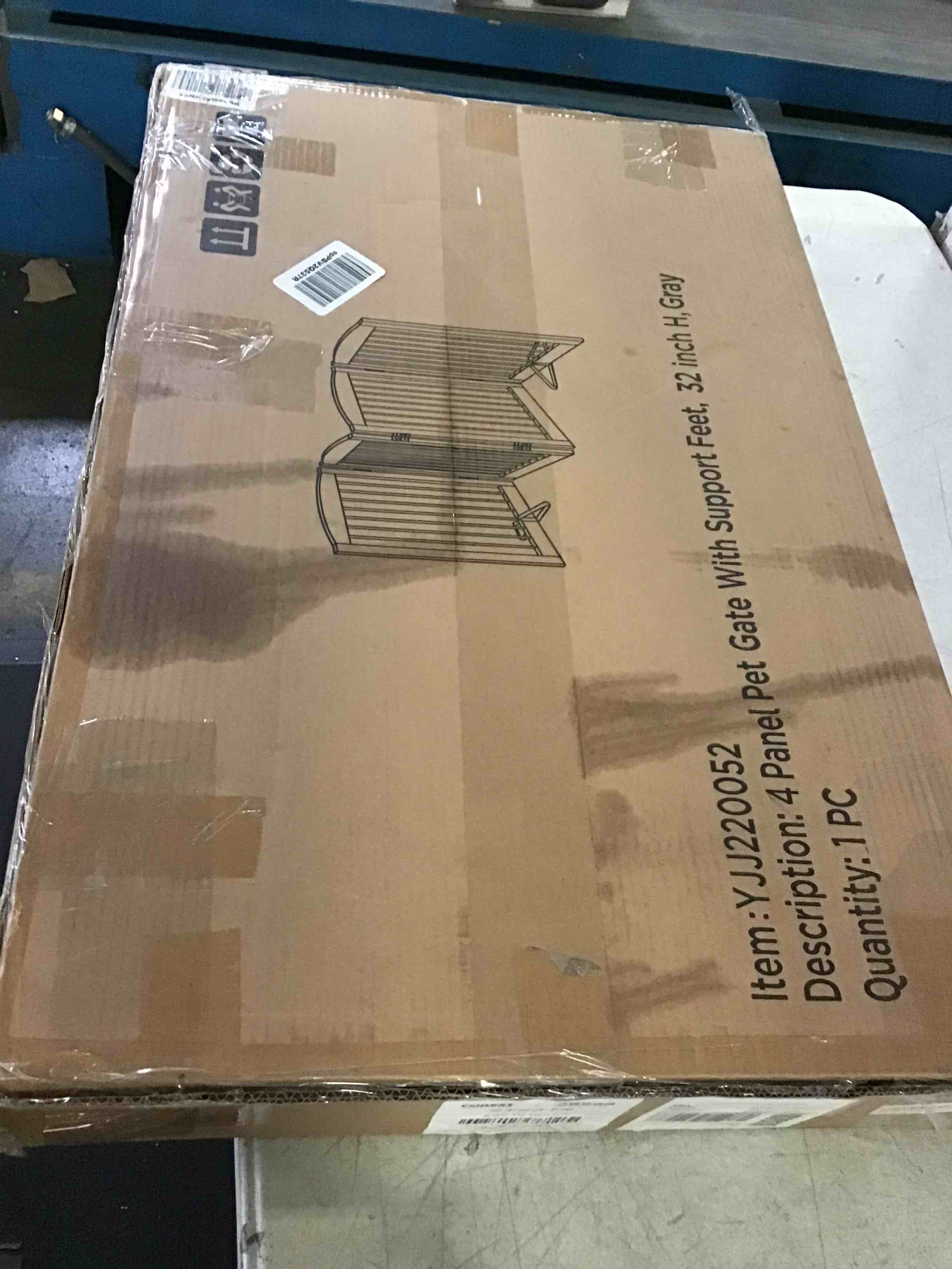 https://s3.amazonaws.com/lotting-images-prod/bidfta/RED5660901_1697299377257.jpeg