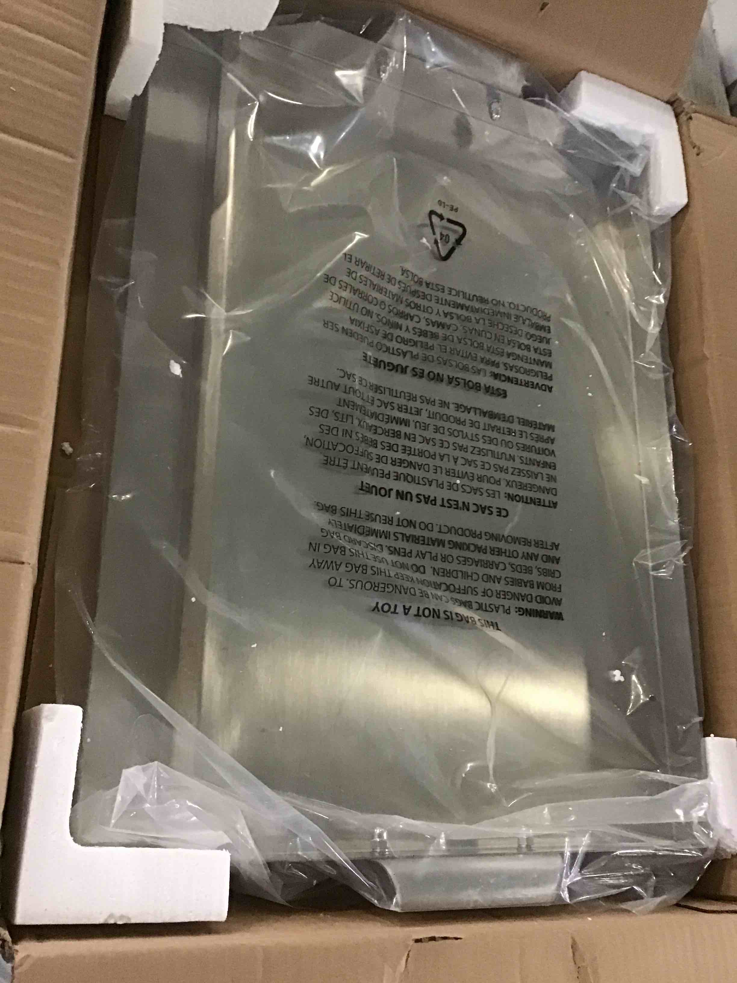 https://s3.amazonaws.com/lotting-images-prod/bidfta/RED5661038_1697471131143.jpeg