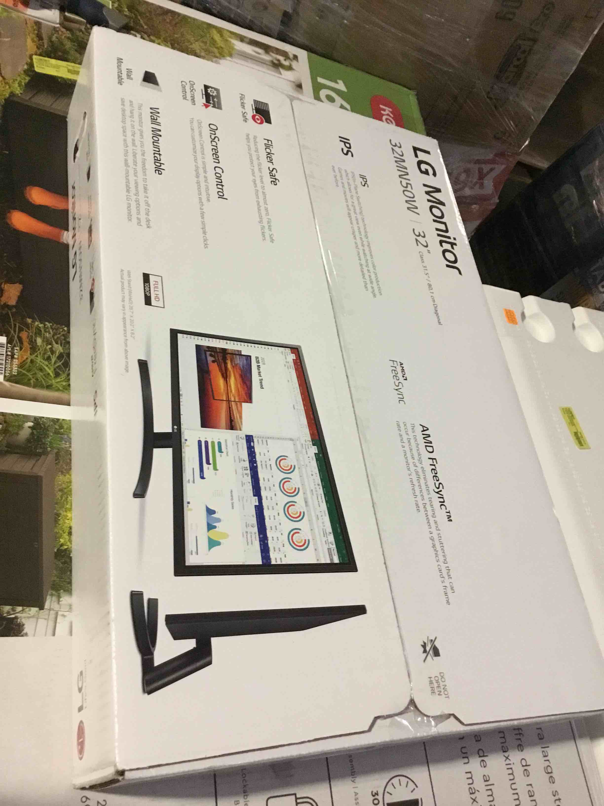 https://s3.amazonaws.com/lotting-images-prod/bidfta/RED5661584_1695992105986.jpeg