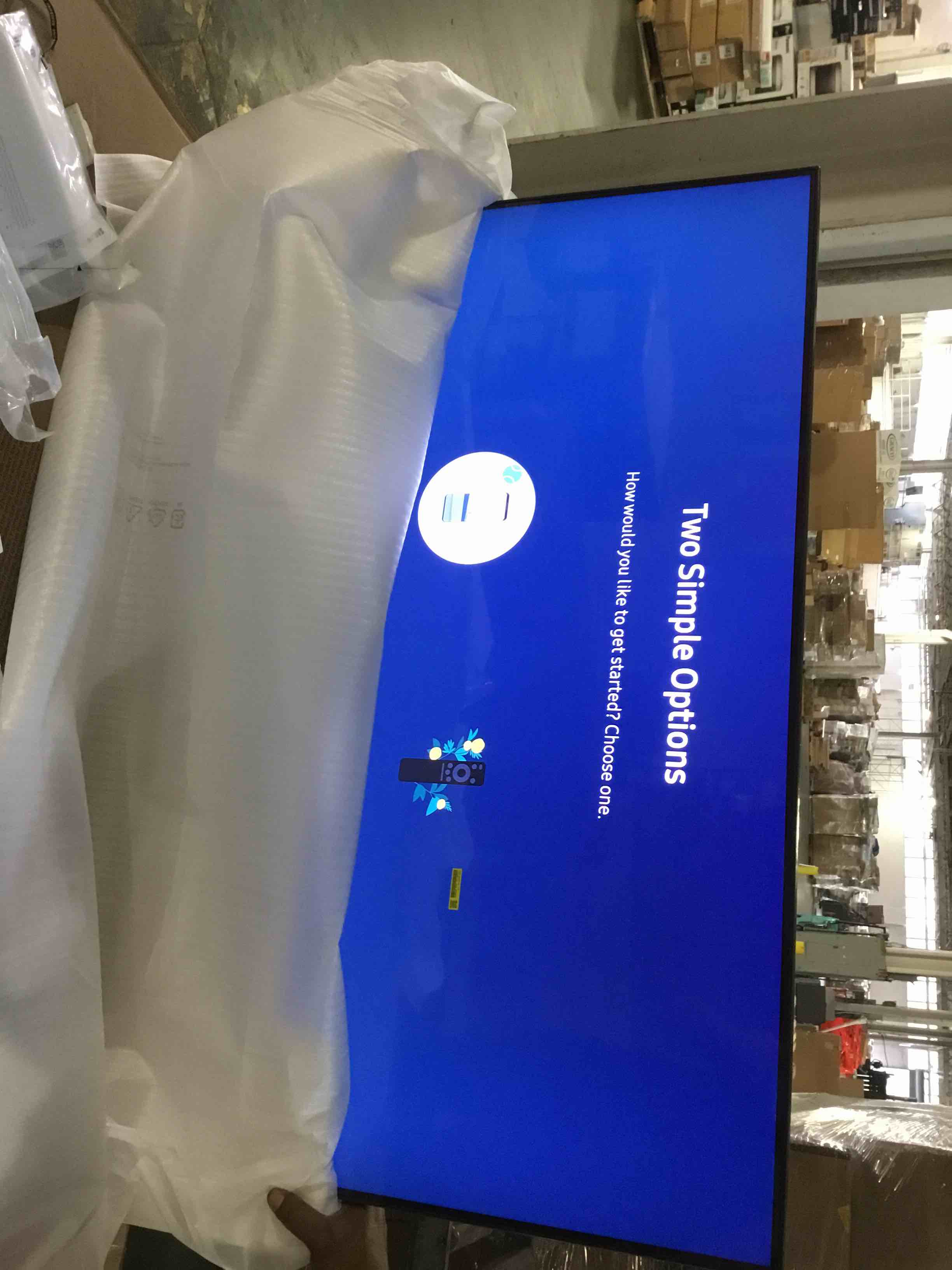 https://s3.amazonaws.com/lotting-images-prod/bidfta/RED5664451_1695998532122.jpeg