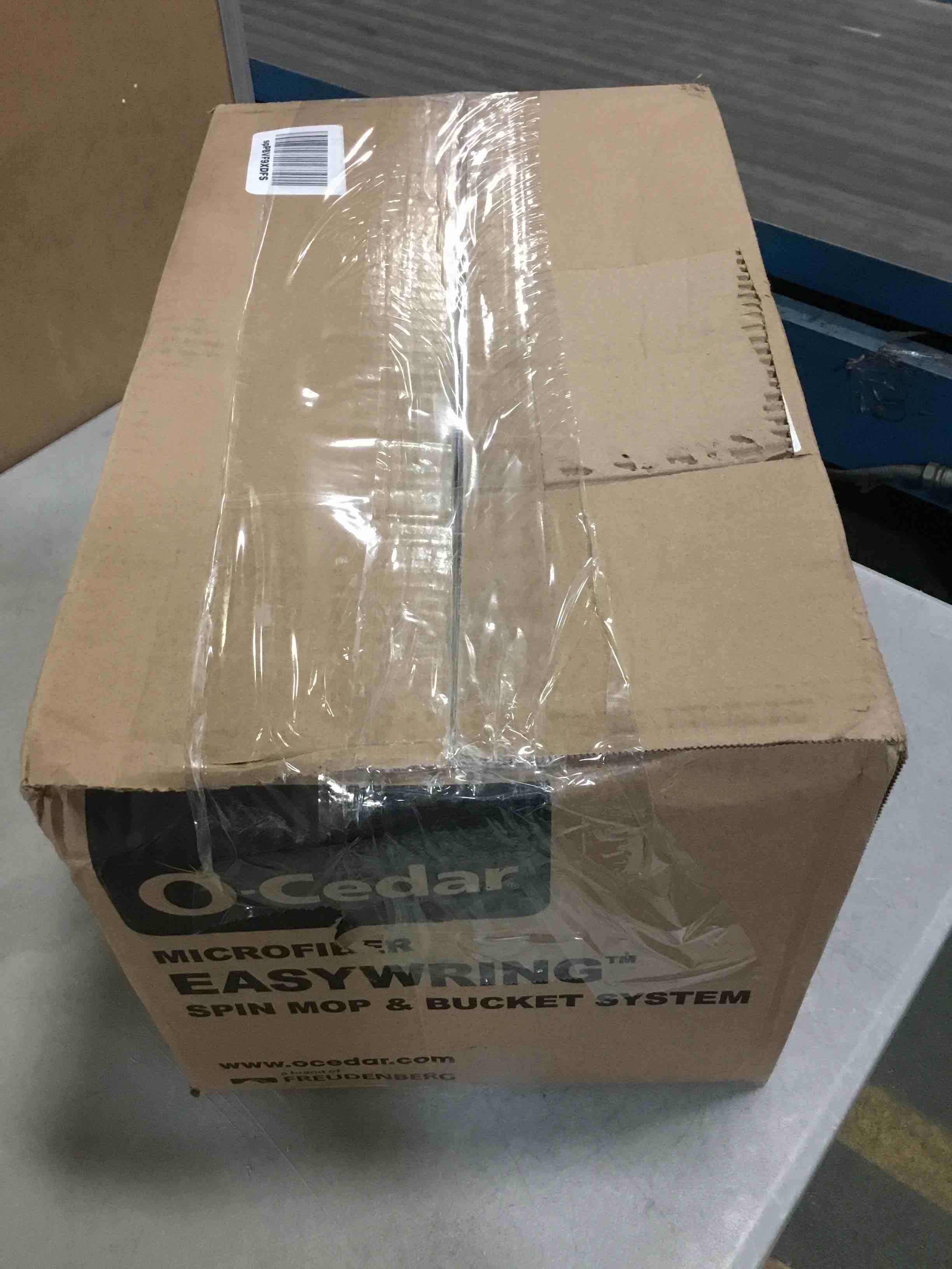 https://s3.amazonaws.com/lotting-images-prod/bidfta/RED5664599_1696336104705.jpeg