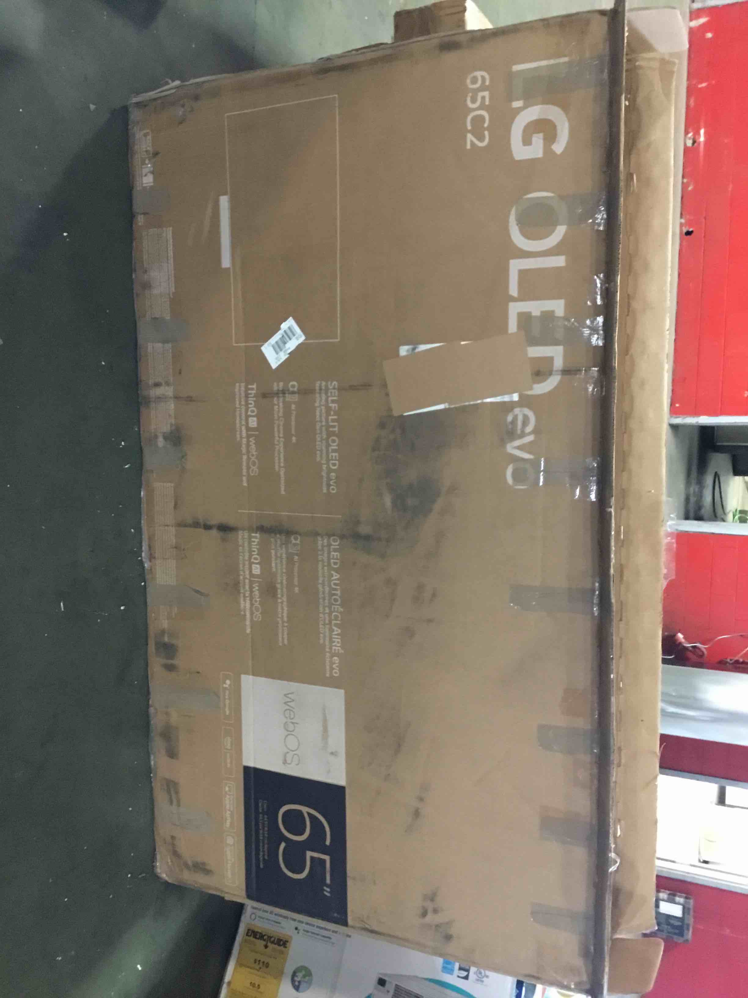 https://s3.amazonaws.com/lotting-images-prod/bidfta/RED5664860_1696347032437.jpeg