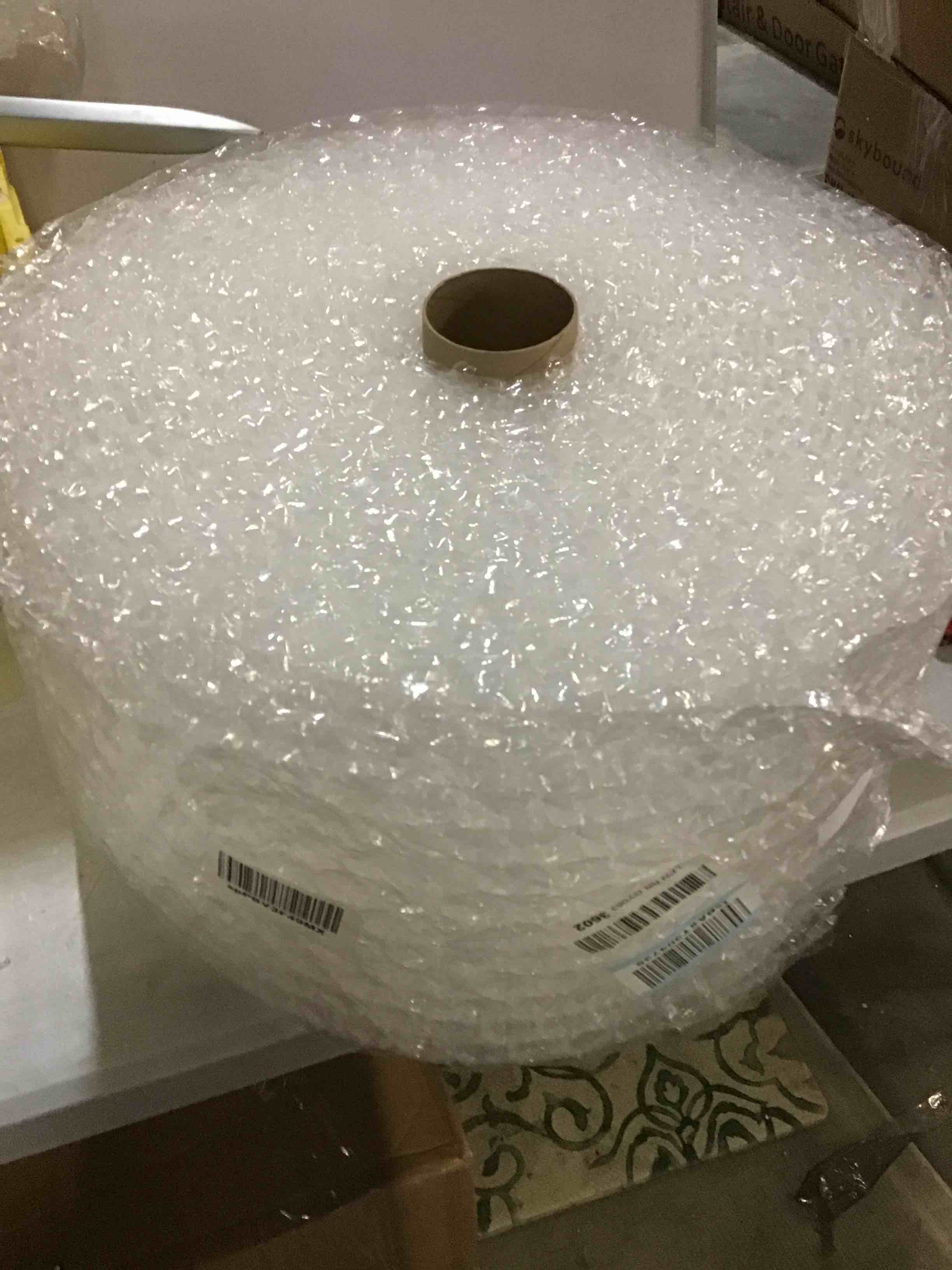 https://s3.amazonaws.com/lotting-images-prod/bidfta/RED5665699_1697469383471.jpeg