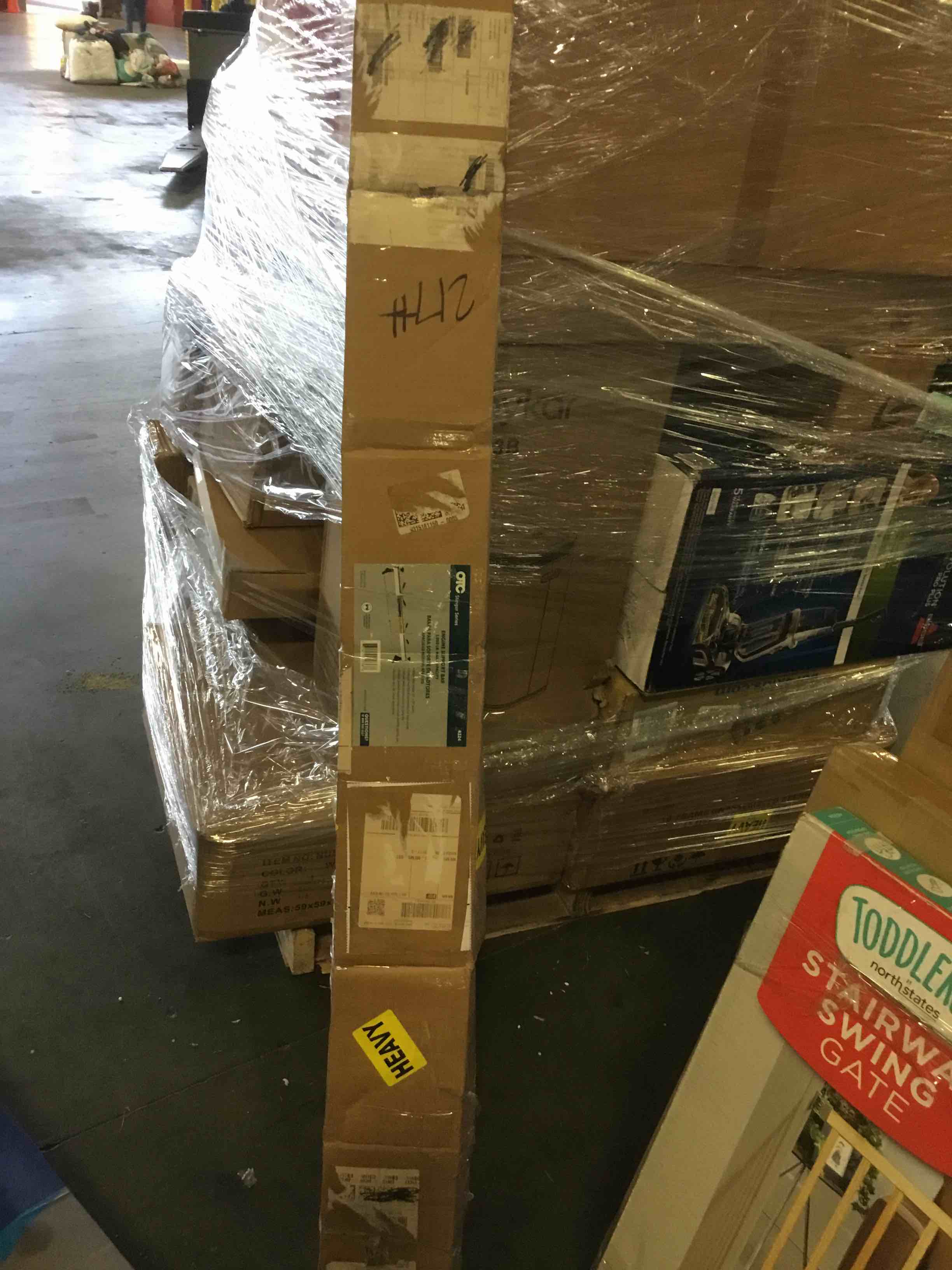 https://s3.amazonaws.com/lotting-images-prod/bidfta/RED5666547_1696351505078.jpeg