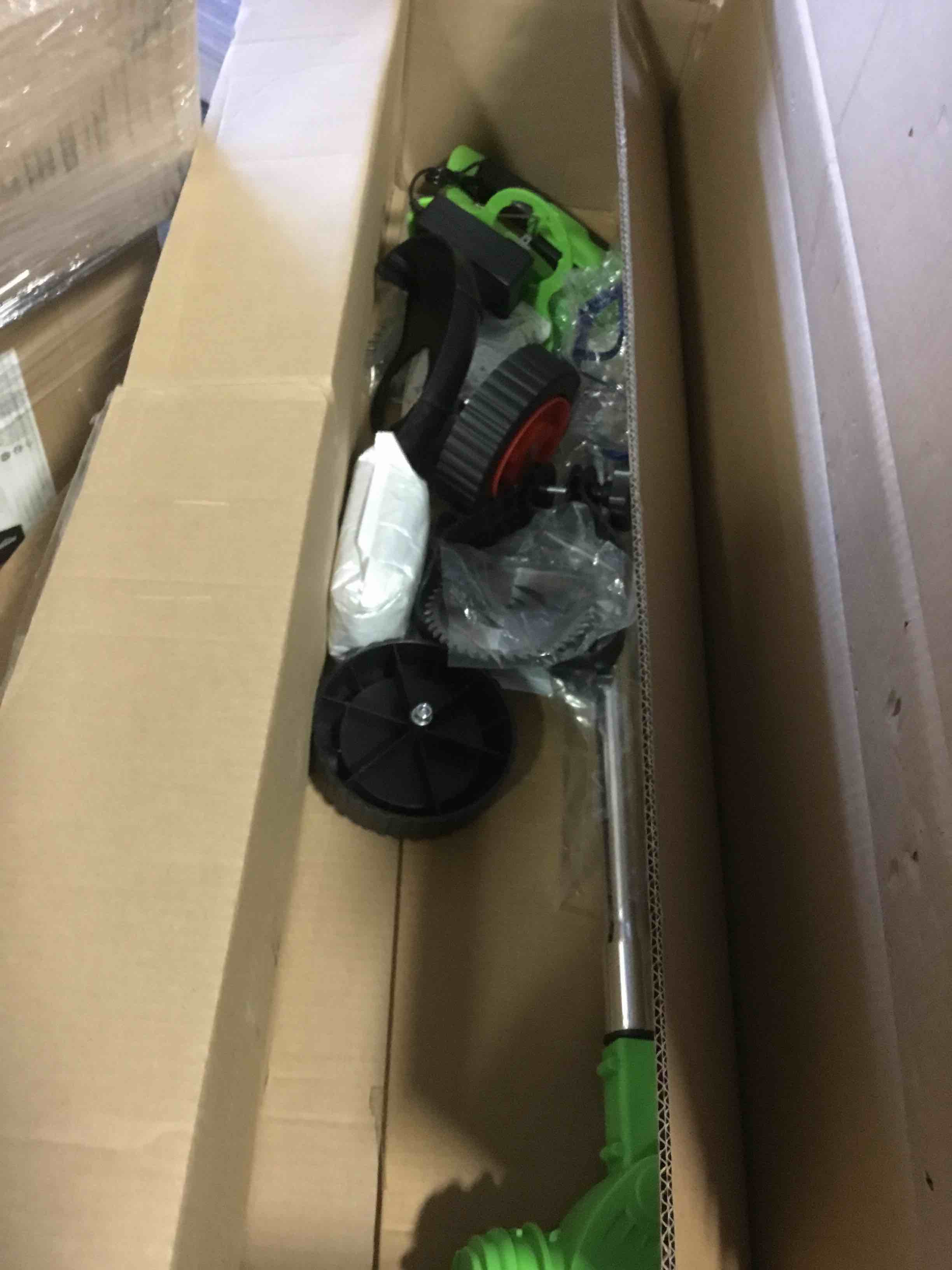 https://s3.amazonaws.com/lotting-images-prod/bidfta/RED5666565_1696355465845.jpeg