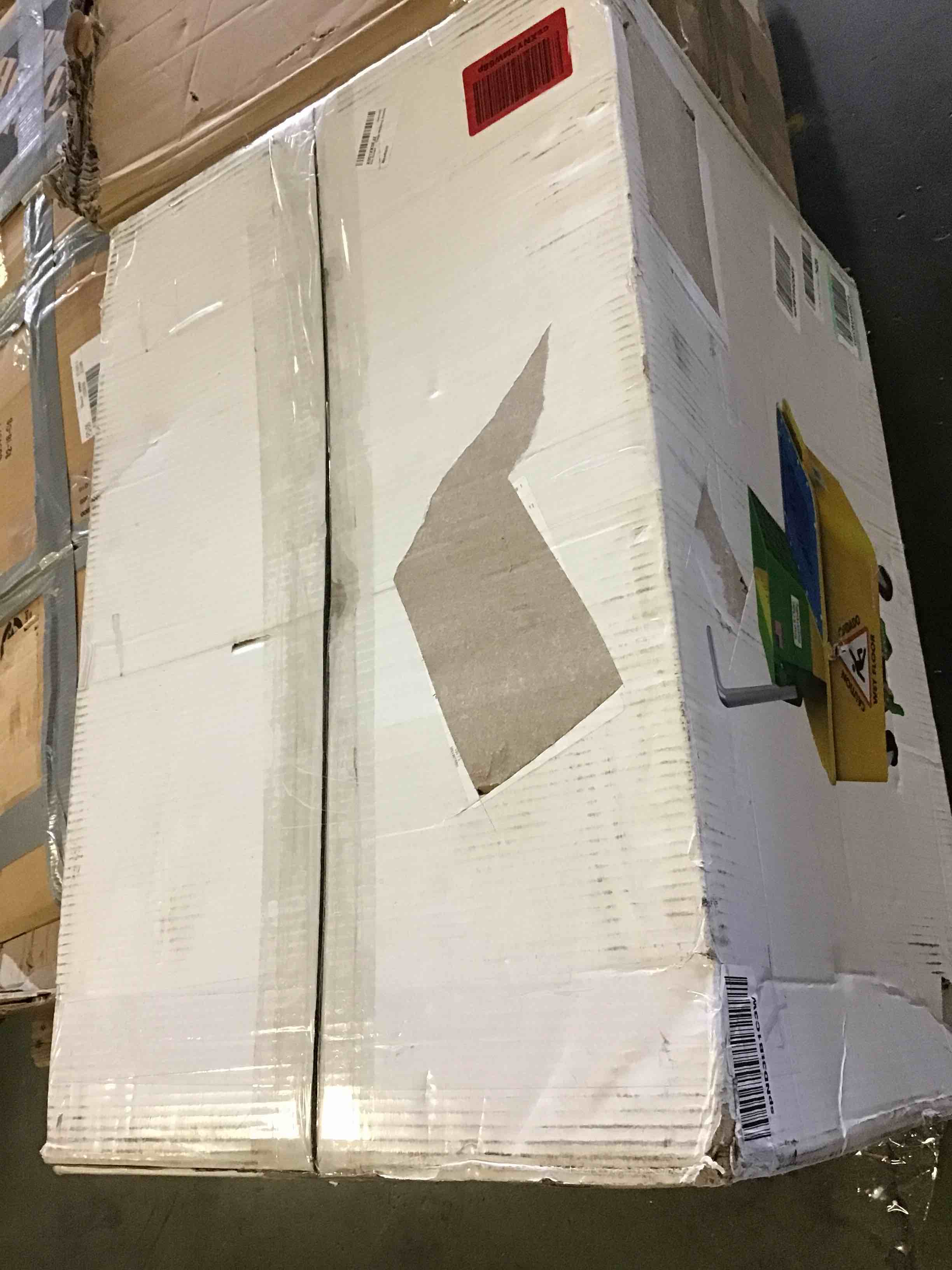 https://s3.amazonaws.com/lotting-images-prod/bidfta/RED5666699_1696434155364.jpeg