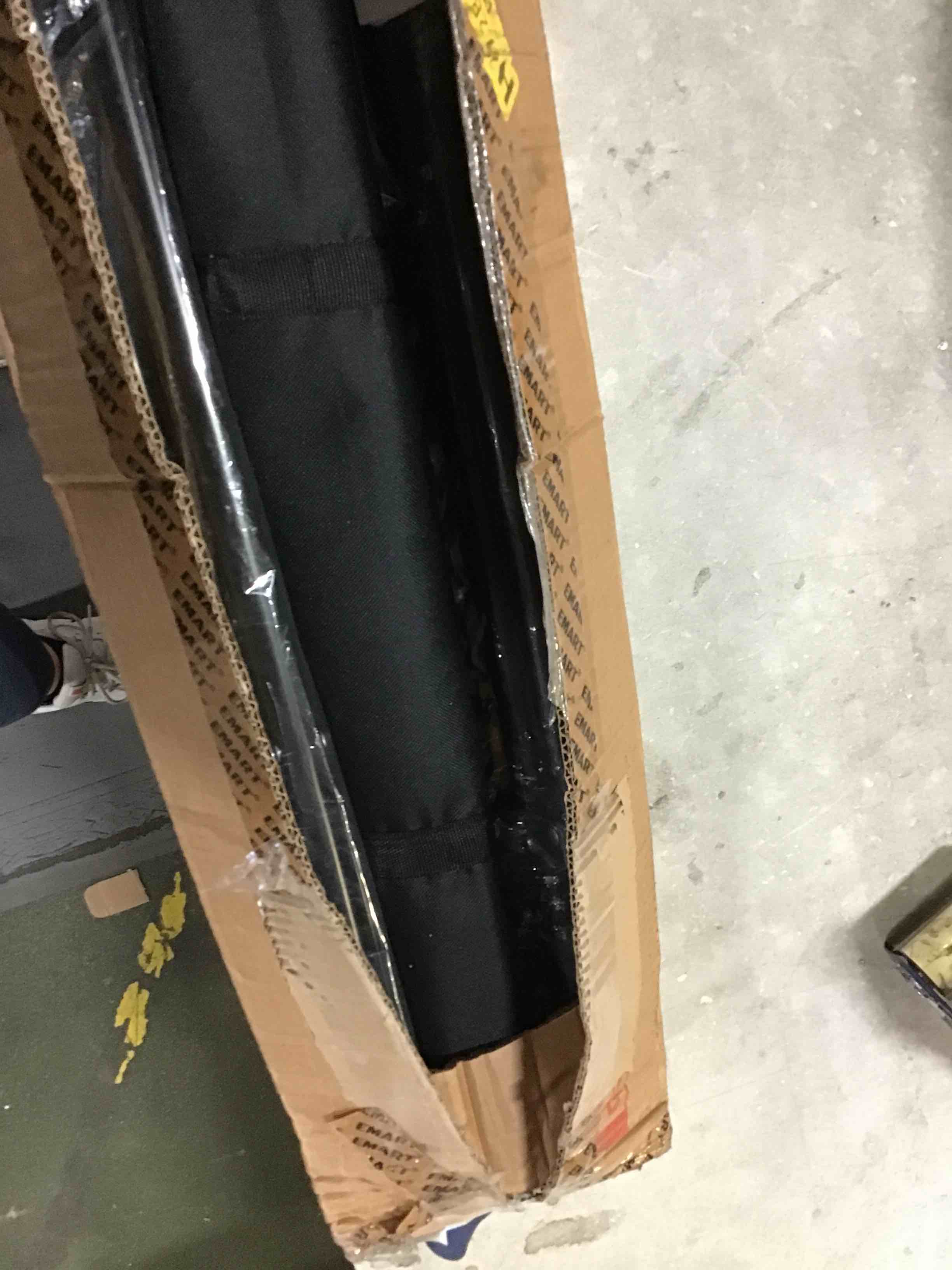 https://s3.amazonaws.com/lotting-images-prod/bidfta/RED5667797_1696268188665.jpeg