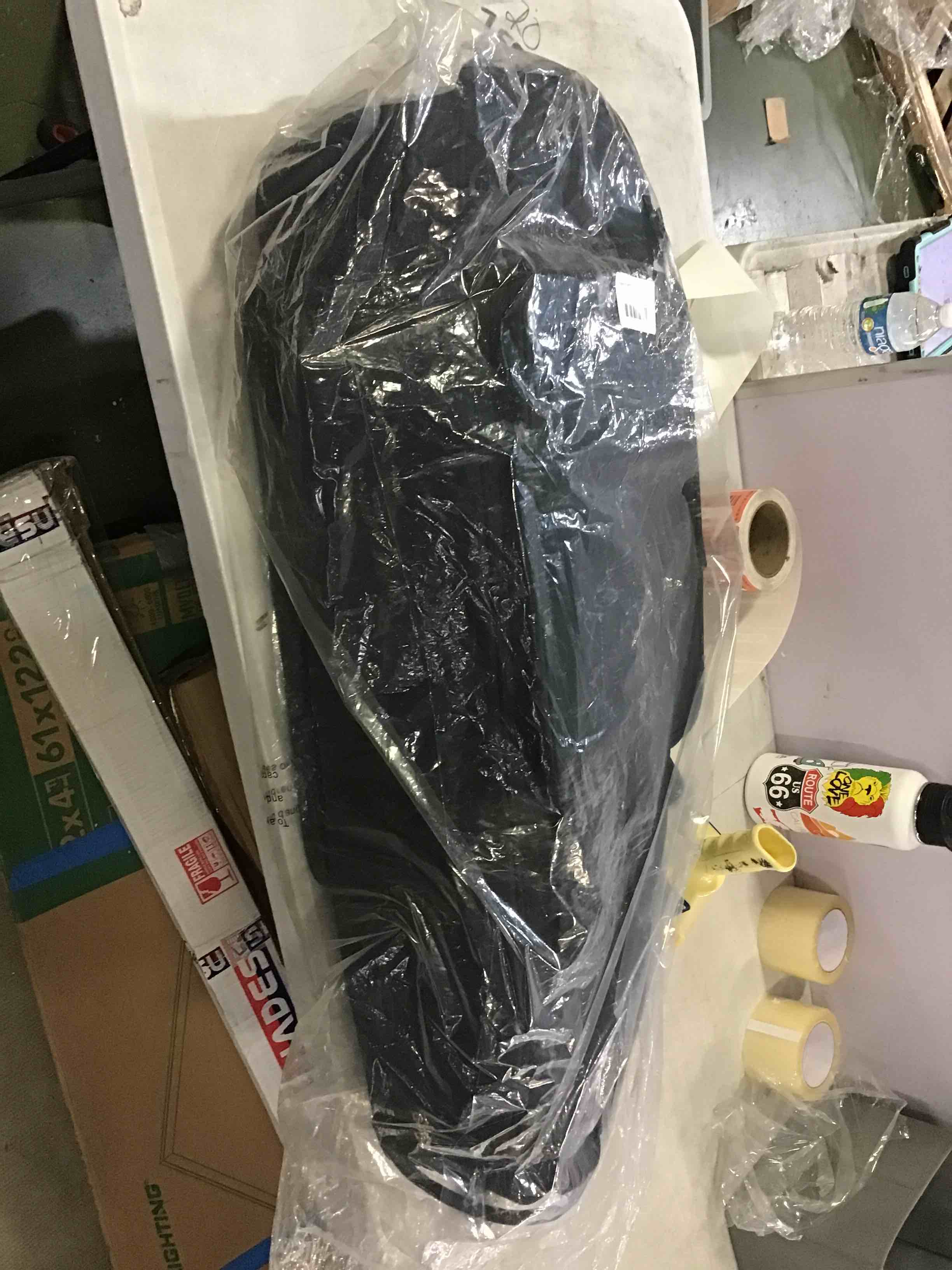 https://s3.amazonaws.com/lotting-images-prod/bidfta/RED5668420_1696529370386.jpeg