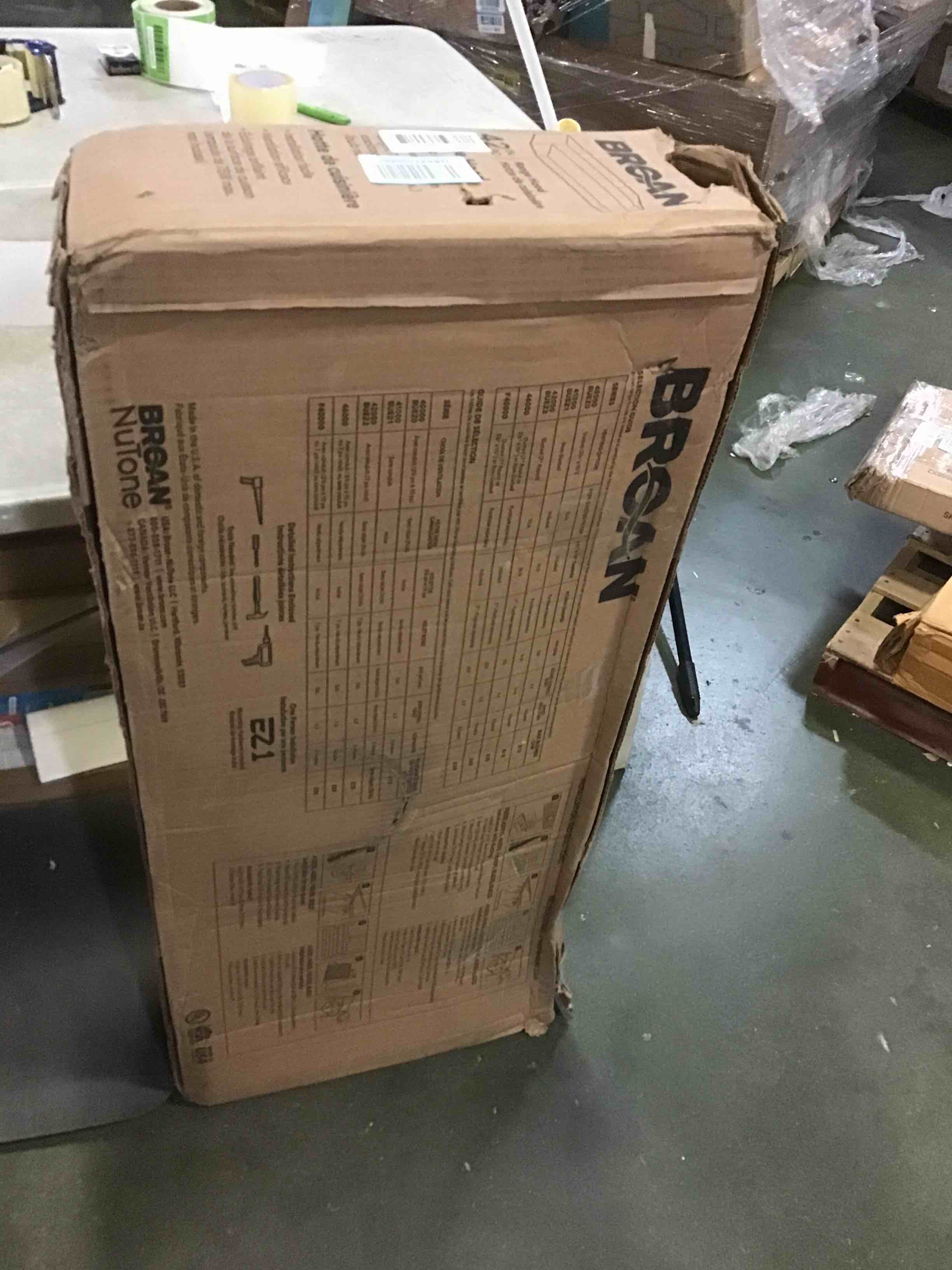 https://s3.amazonaws.com/lotting-images-prod/bidfta/RED5668519_1696597453255.jpeg