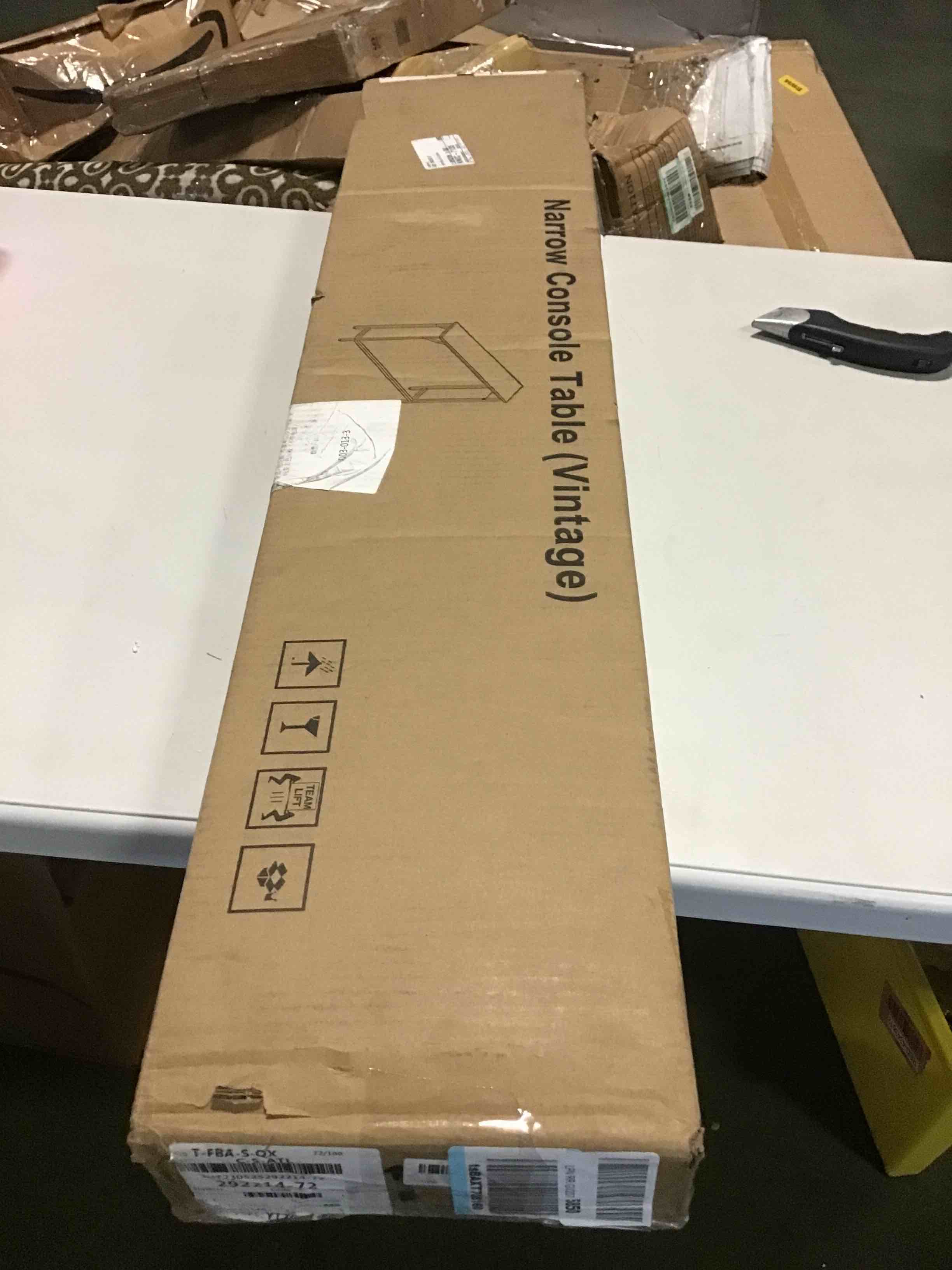 https://s3.amazonaws.com/lotting-images-prod/bidfta/RED5670182_1696421427213.jpeg