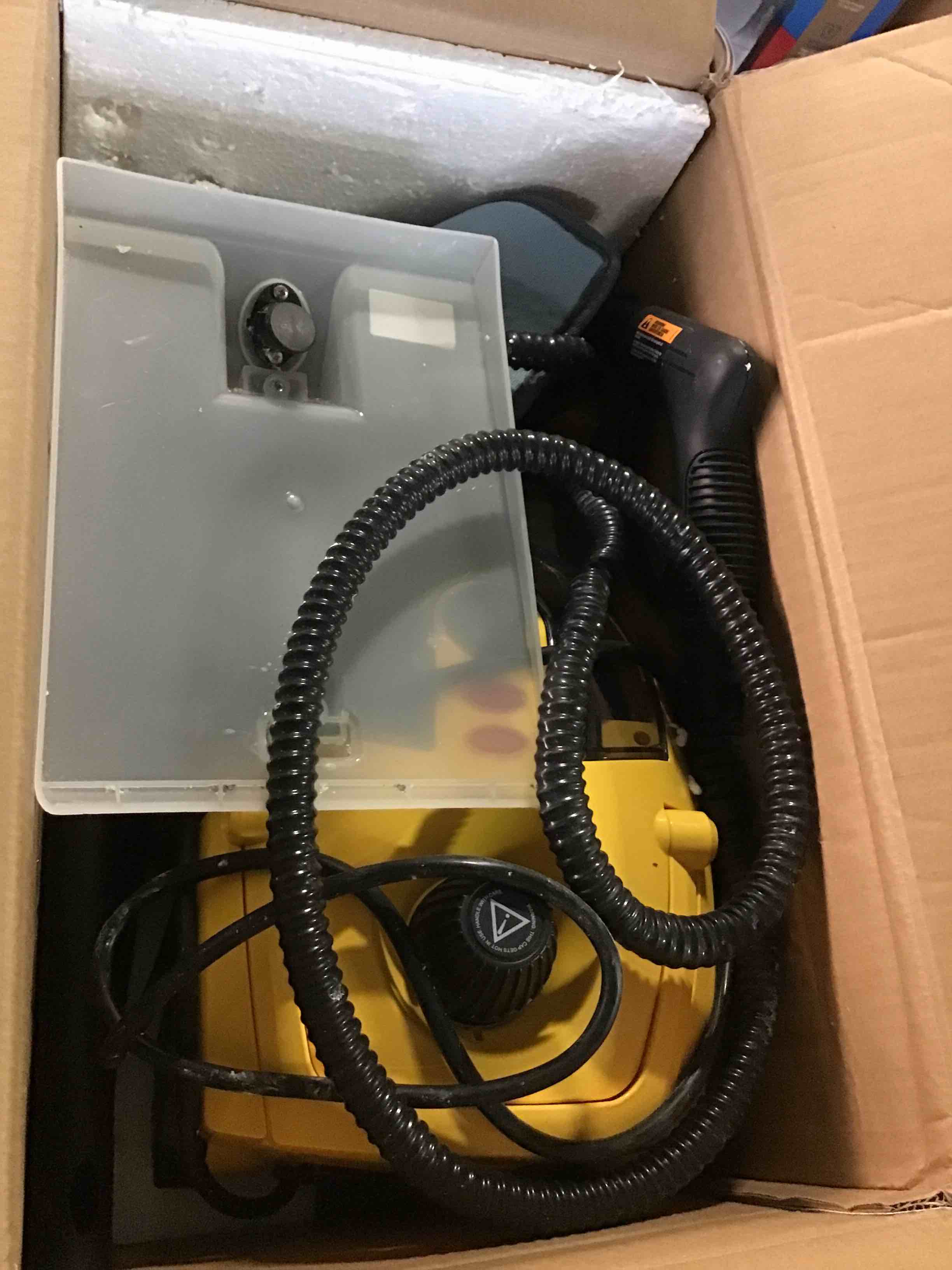 https://s3.amazonaws.com/lotting-images-prod/bidfta/RED5671909_1697112693764.jpeg