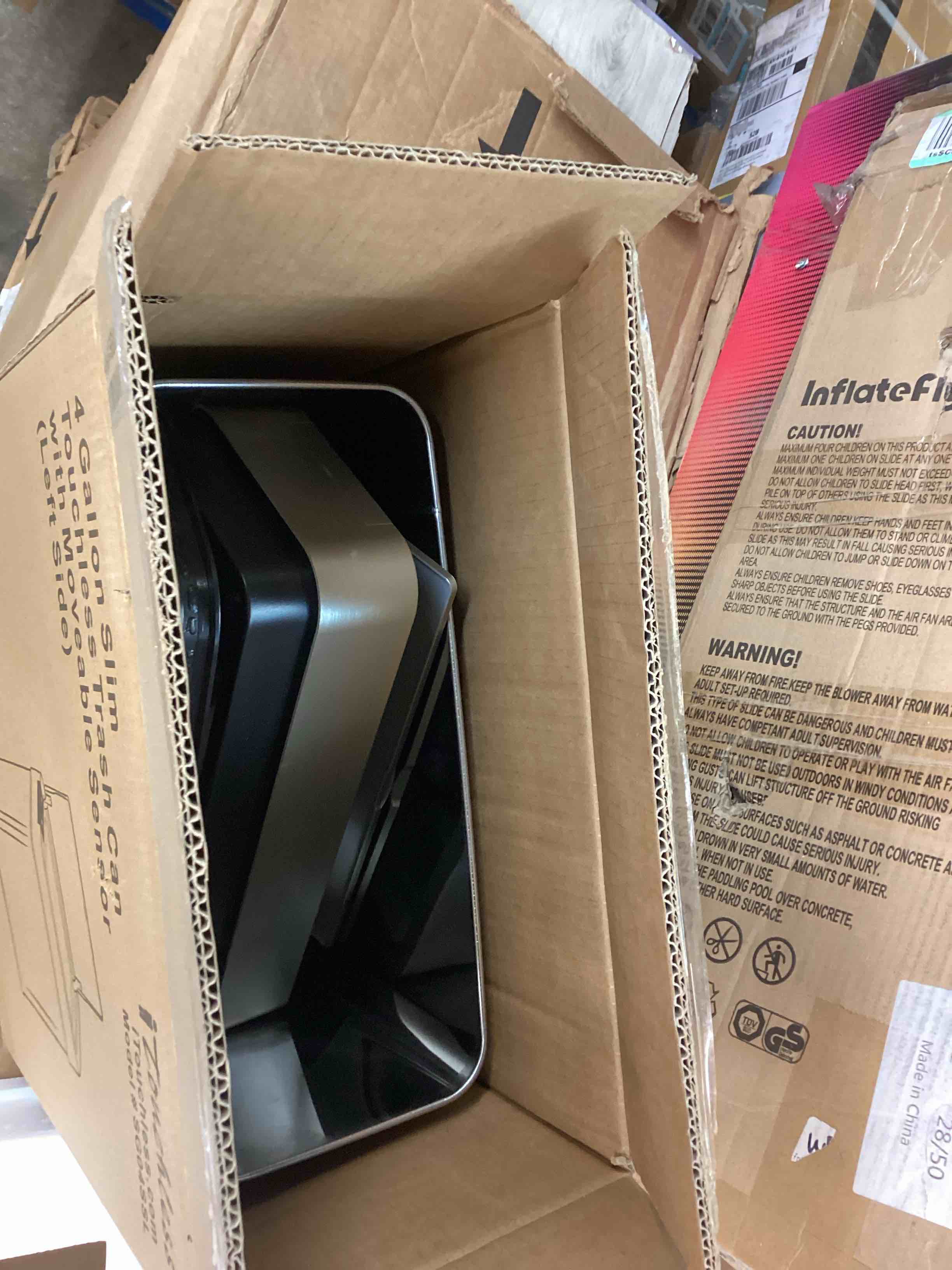 https://s3.amazonaws.com/lotting-images-prod/bidfta/RED5672893_1718134730802.jpeg