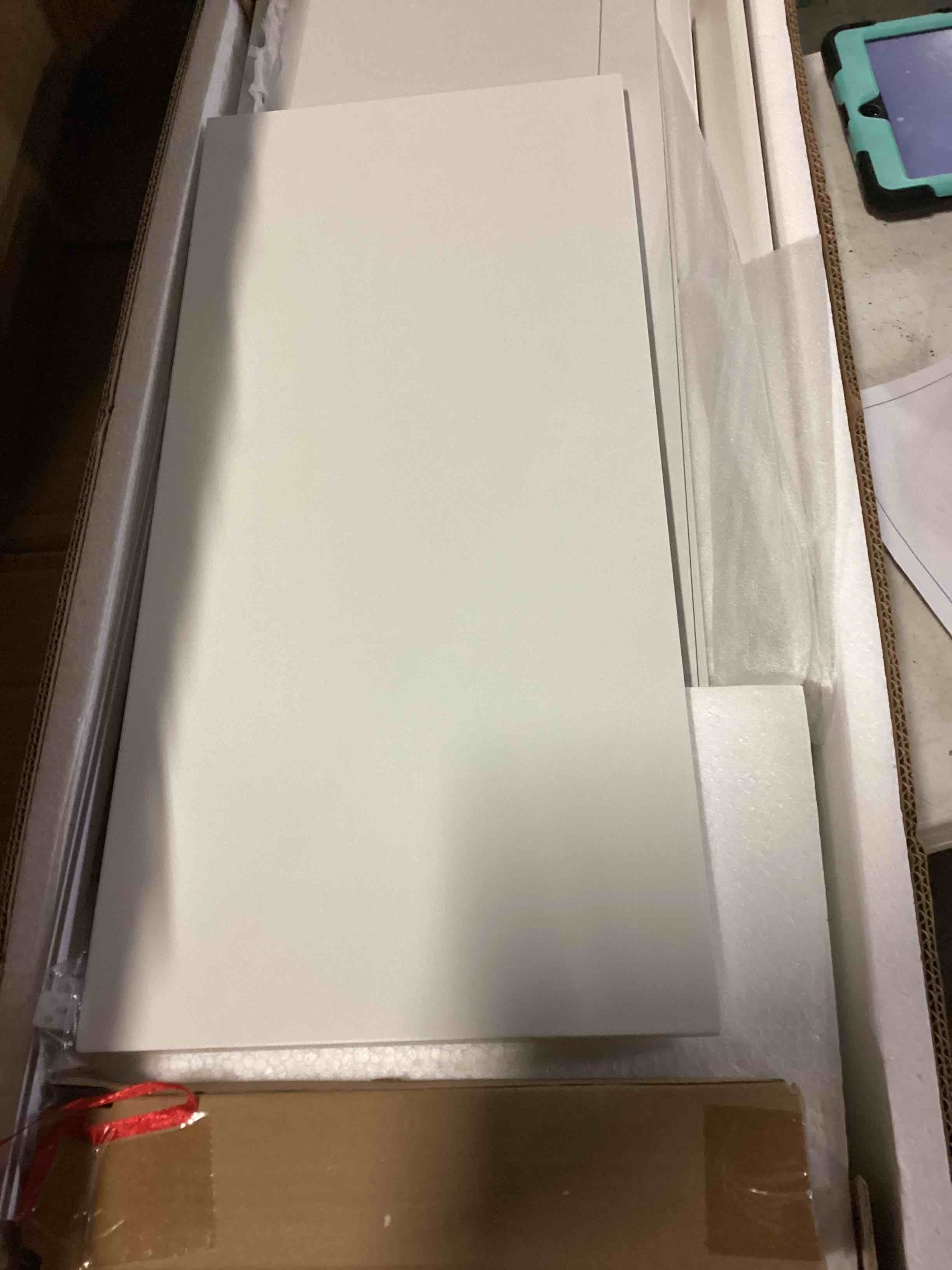 https://s3.amazonaws.com/lotting-images-prod/bidfta/RED5675236_1719239890117.jpeg