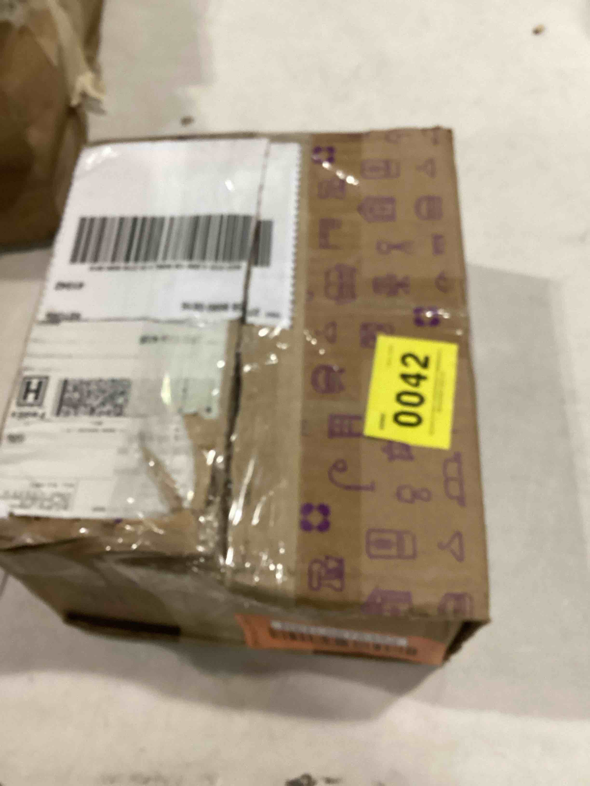 https://s3.amazonaws.com/lotting-images-prod/bidfta/RED5676352_1721132462312.jpeg