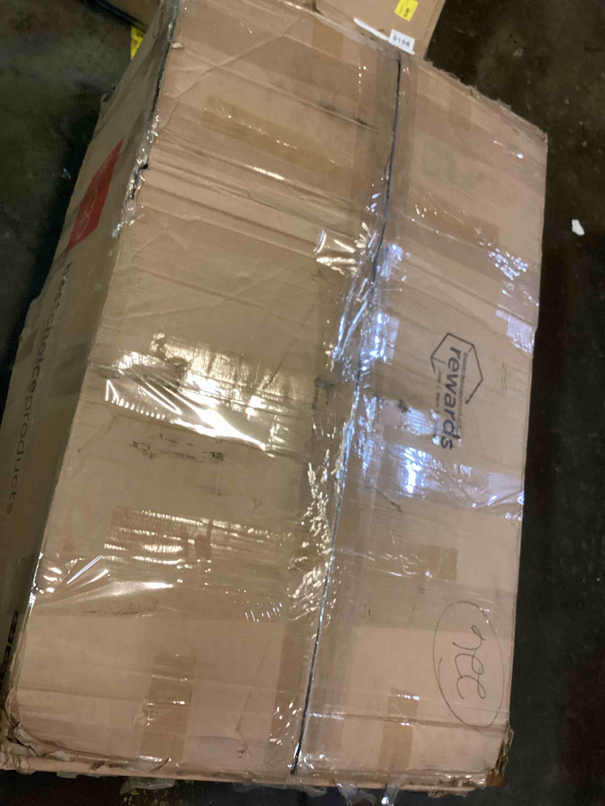 https://s3.amazonaws.com/lotting-images-prod/bidfta/RED5676608_1719322725935.jpeg