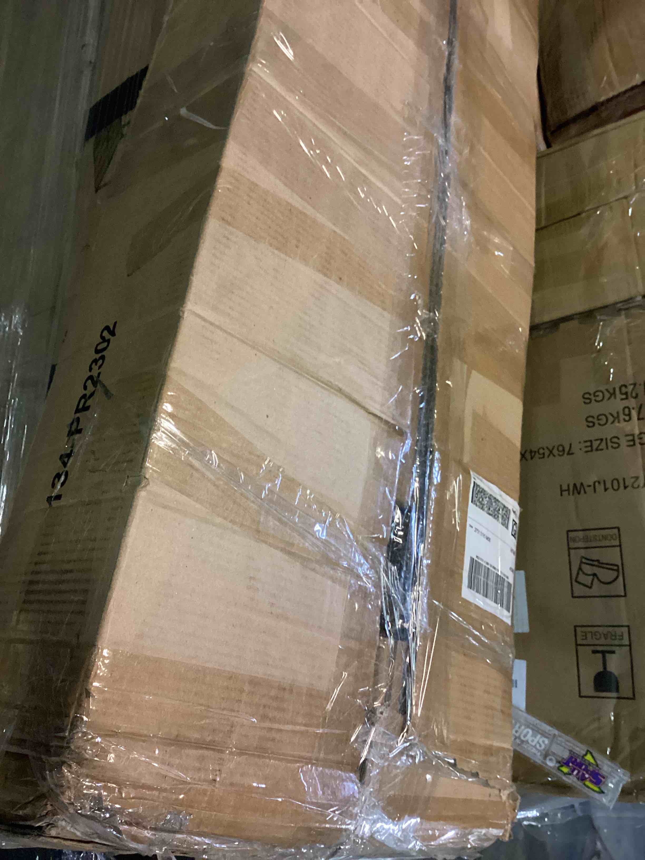 https://s3.amazonaws.com/lotting-images-prod/bidfta/RED5676625_1719336815230.jpeg