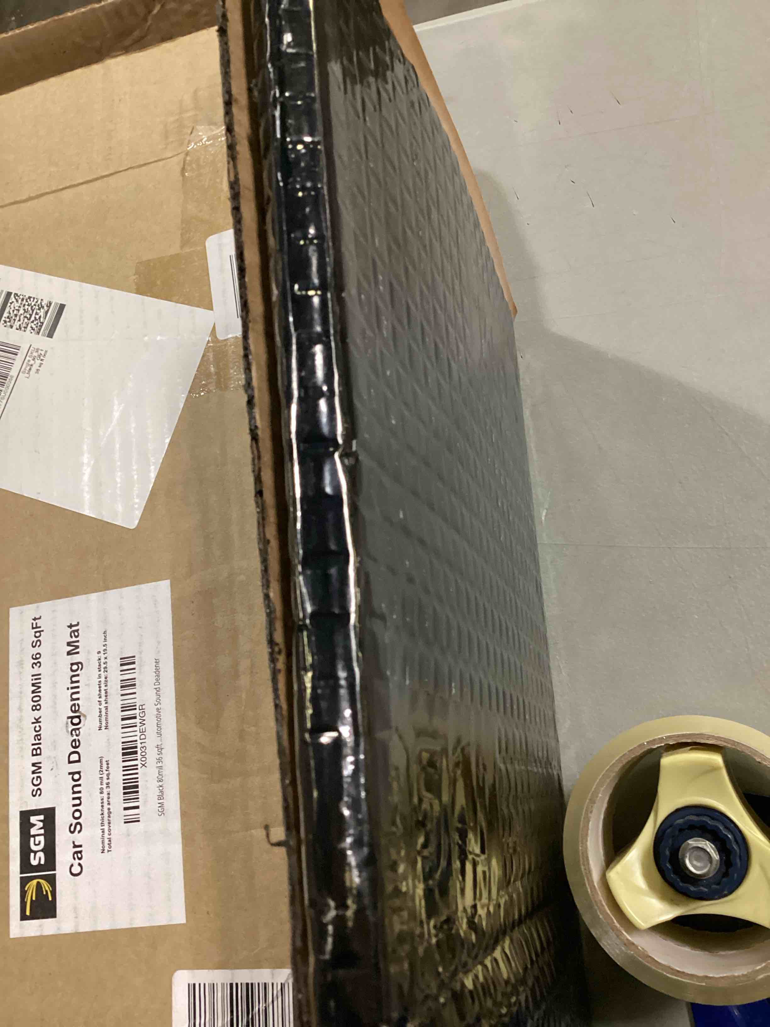 https://s3.amazonaws.com/lotting-images-prod/bidfta/RED5677294_1725025324055.jpeg