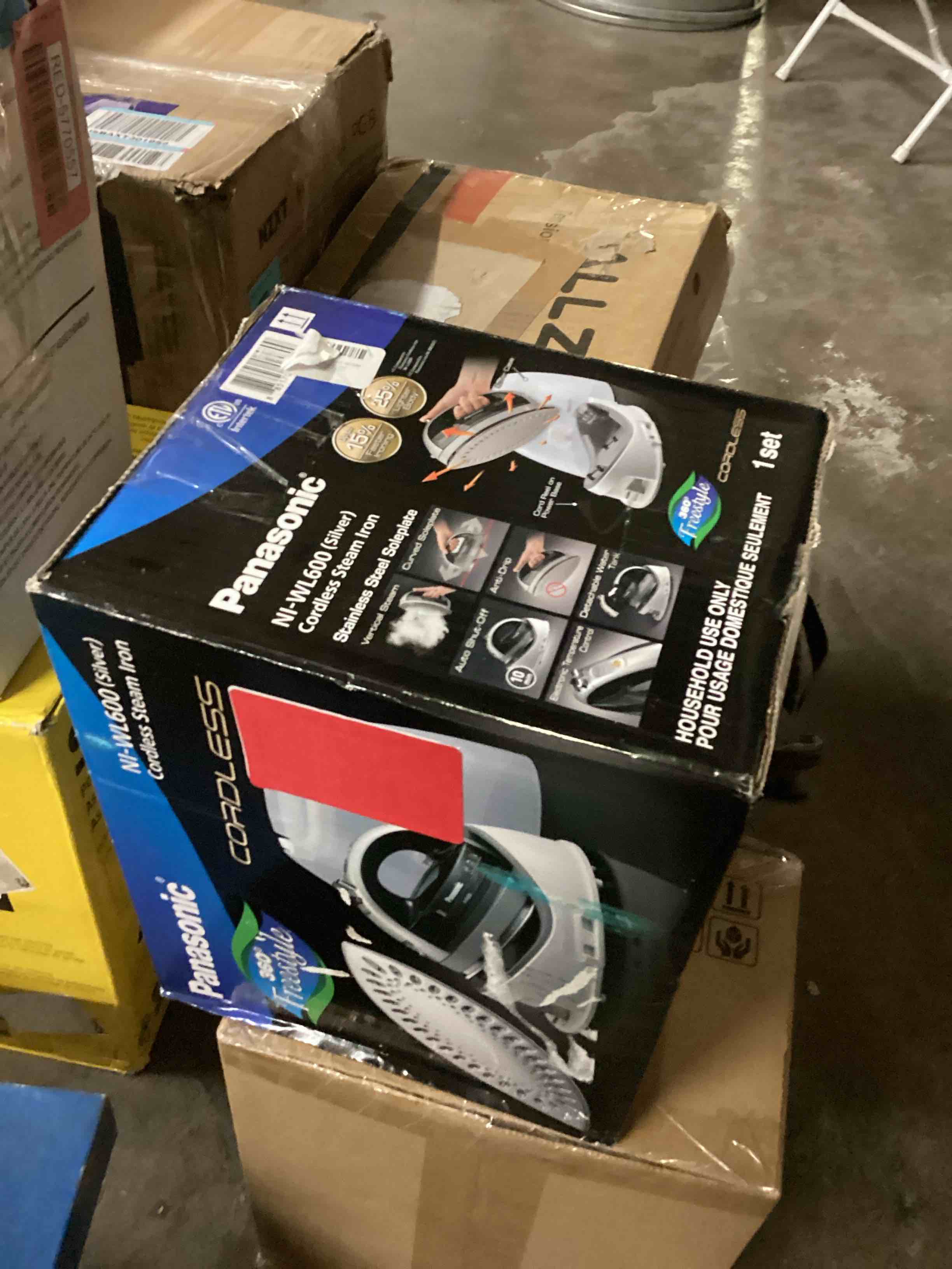 Panasonic NI-WL600 Cordless, Portable 1500W Contoured Multi-Directional Steam/Dry Iron, Stainless Steel Soleplate, Power Base and Carrying/Storage Case, Silver