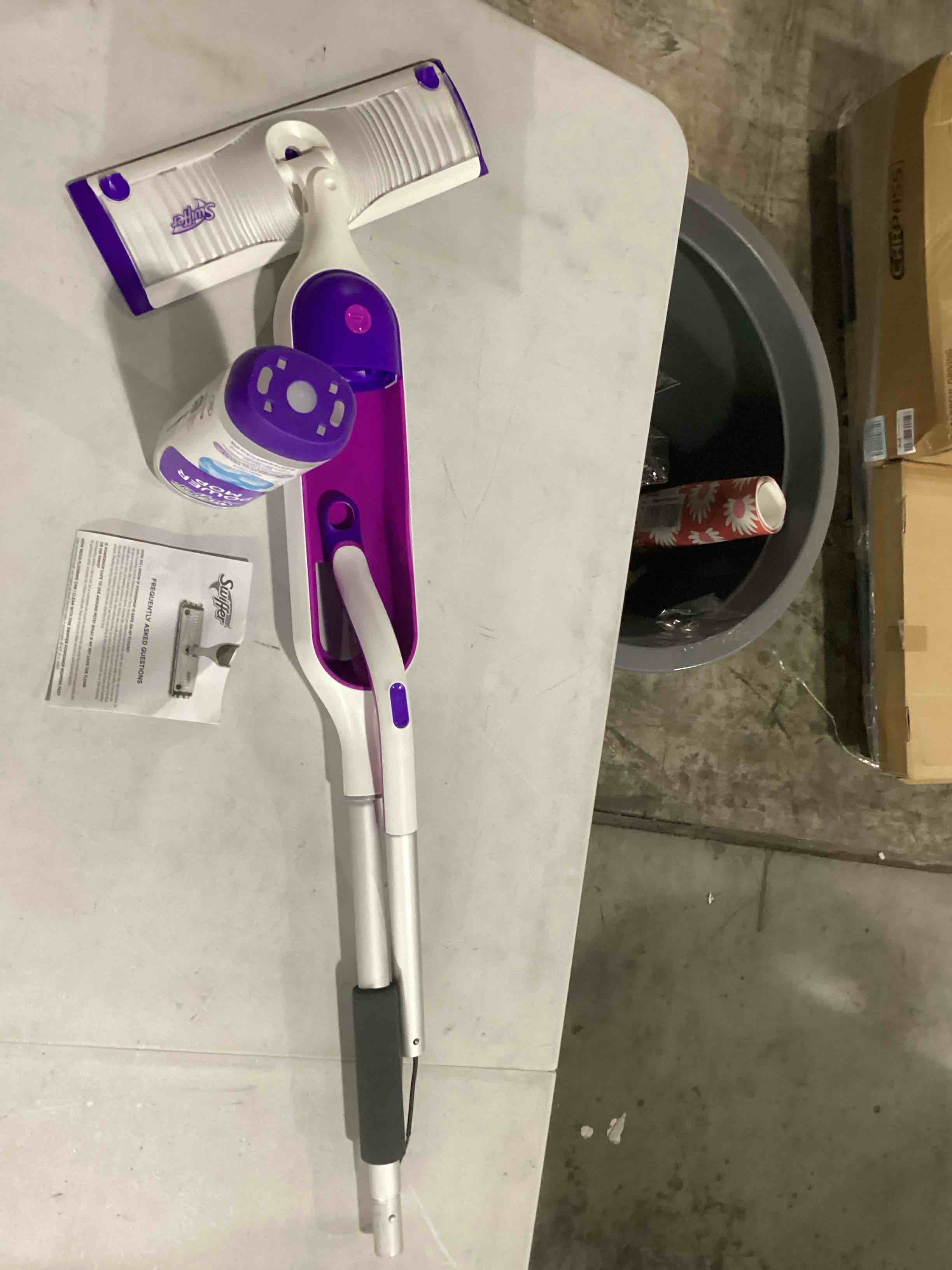 https://s3.amazonaws.com/lotting-images-prod/bidfta/RED5679700_1719920272865.jpeg
