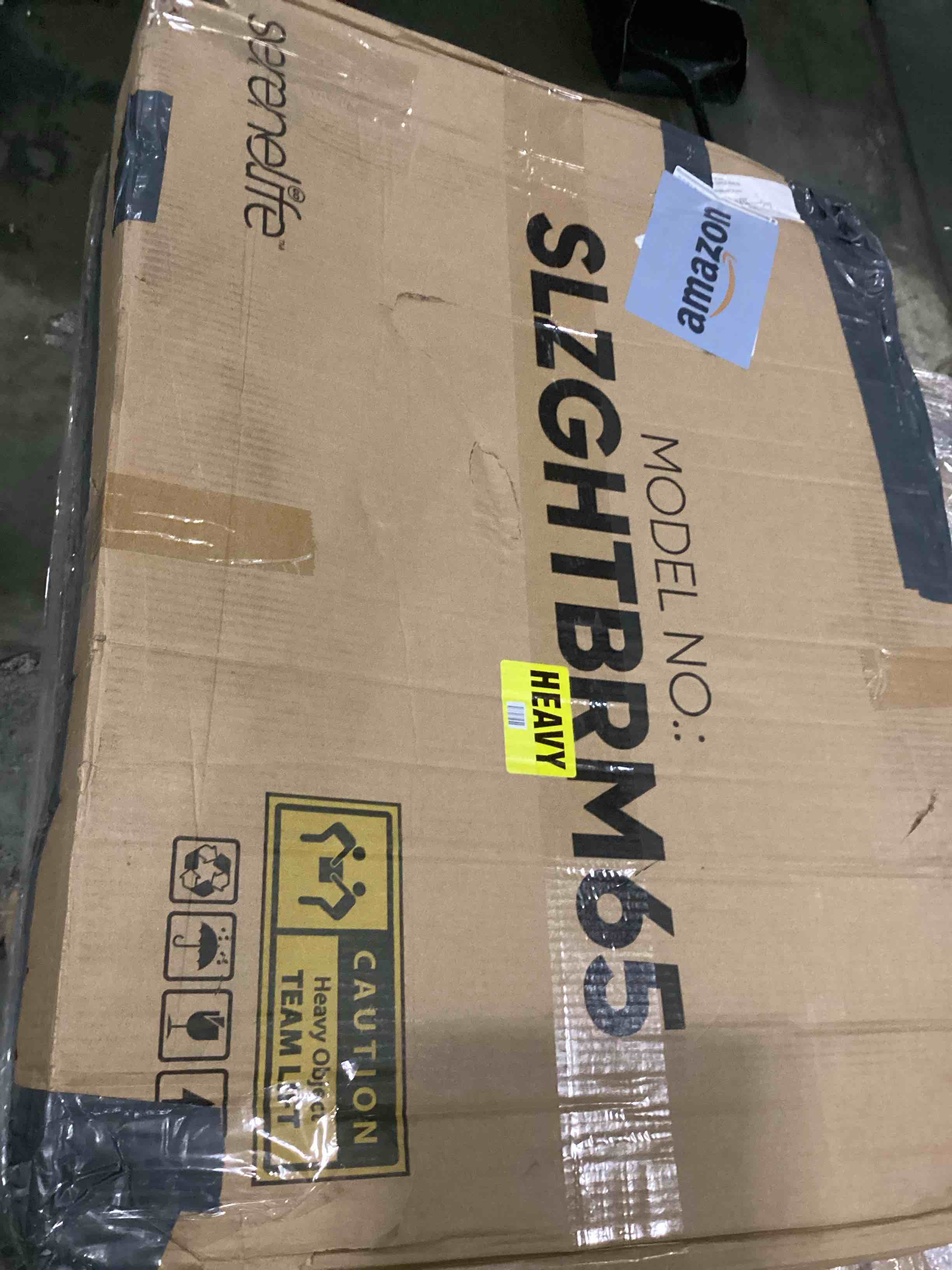 https://s3.amazonaws.com/lotting-images-prod/bidfta/RED5680169_1720782816525.jpeg
