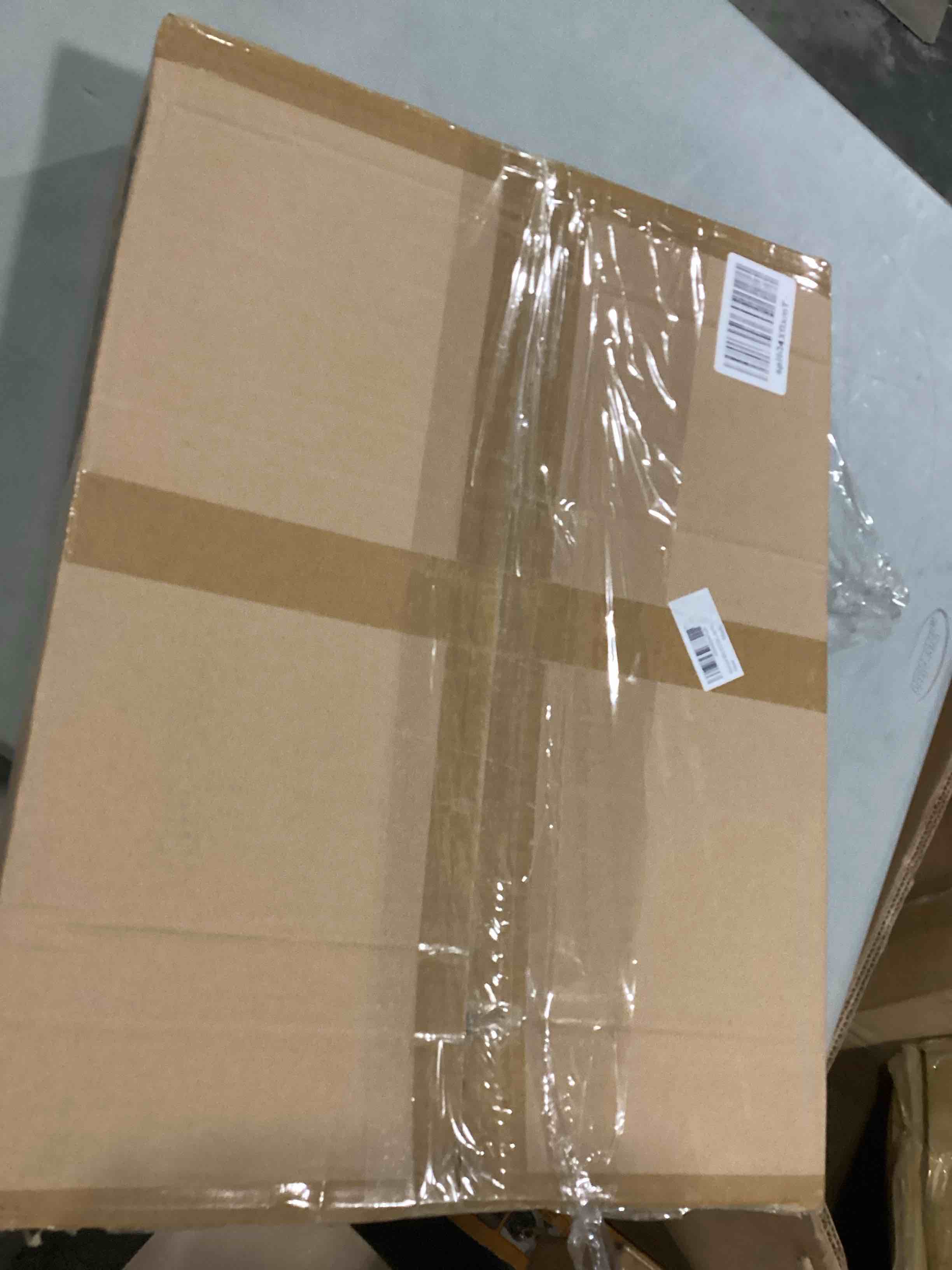 https://s3.amazonaws.com/lotting-images-prod/bidfta/RED5680536_1721307260781.jpeg