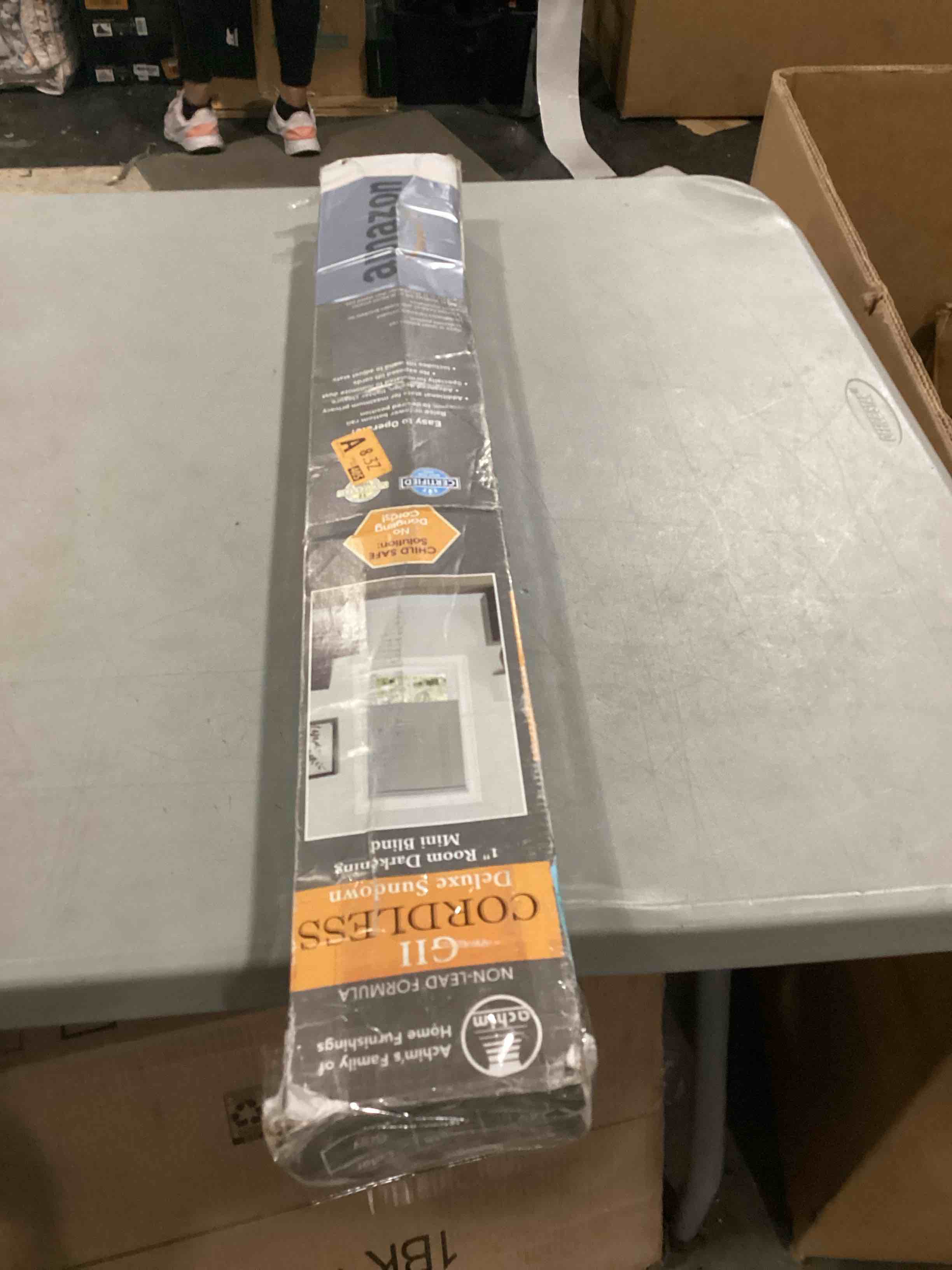 https://s3.amazonaws.com/lotting-images-prod/bidfta/RED5680609_1721323841321.jpeg