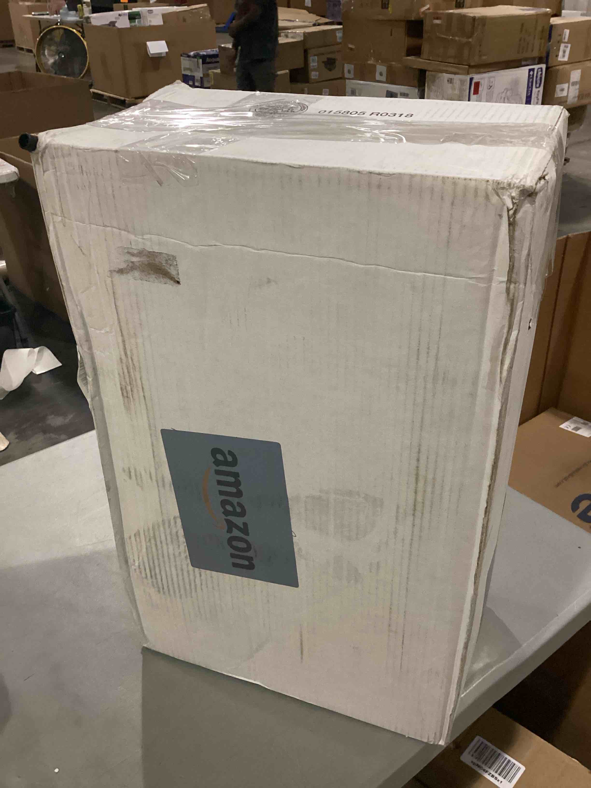 https://s3.amazonaws.com/lotting-images-prod/bidfta/RED5680669_1721393628644.jpeg