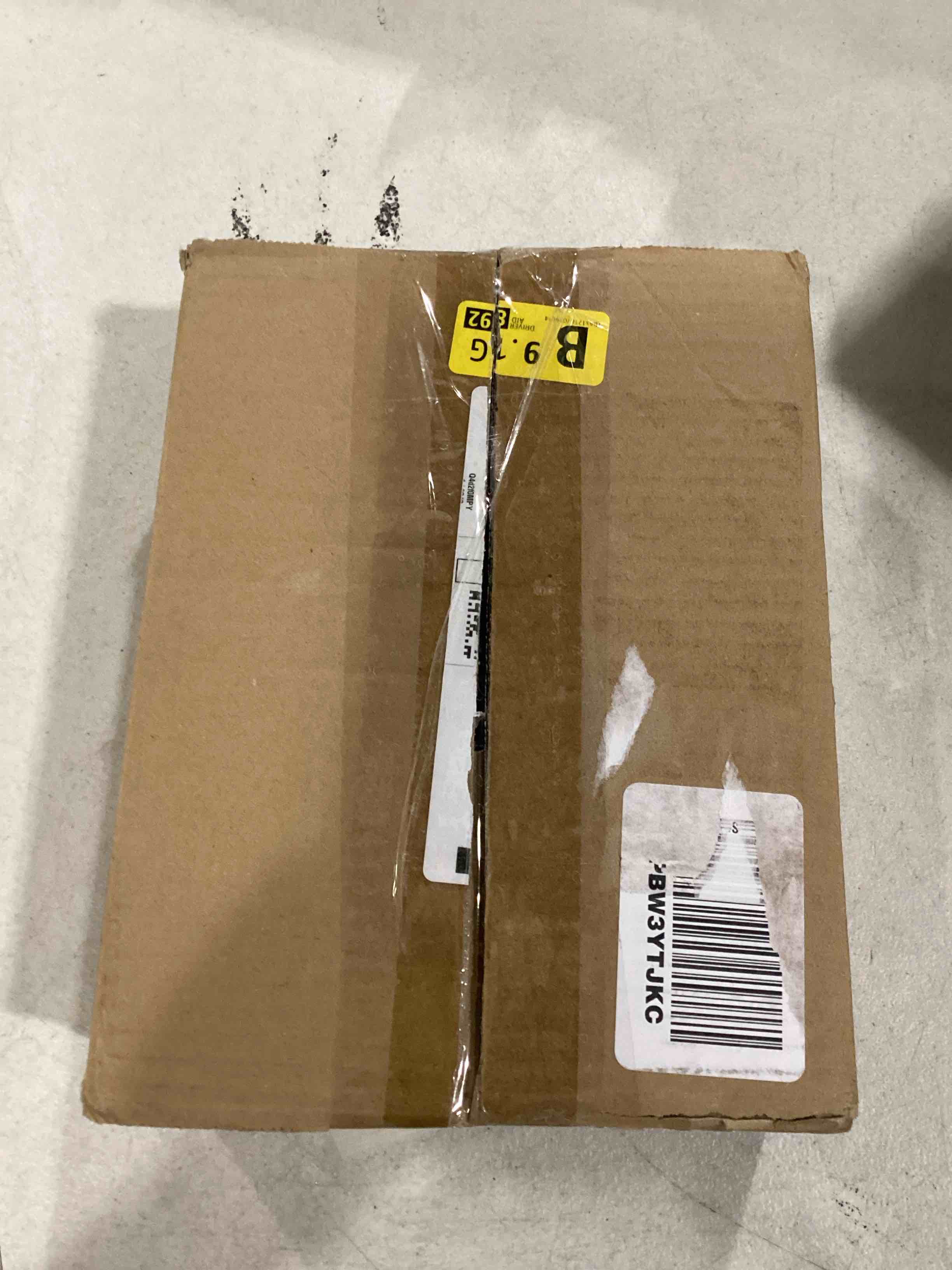 https://s3.amazonaws.com/lotting-images-prod/bidfta/RED5681324_1719254247142.jpeg