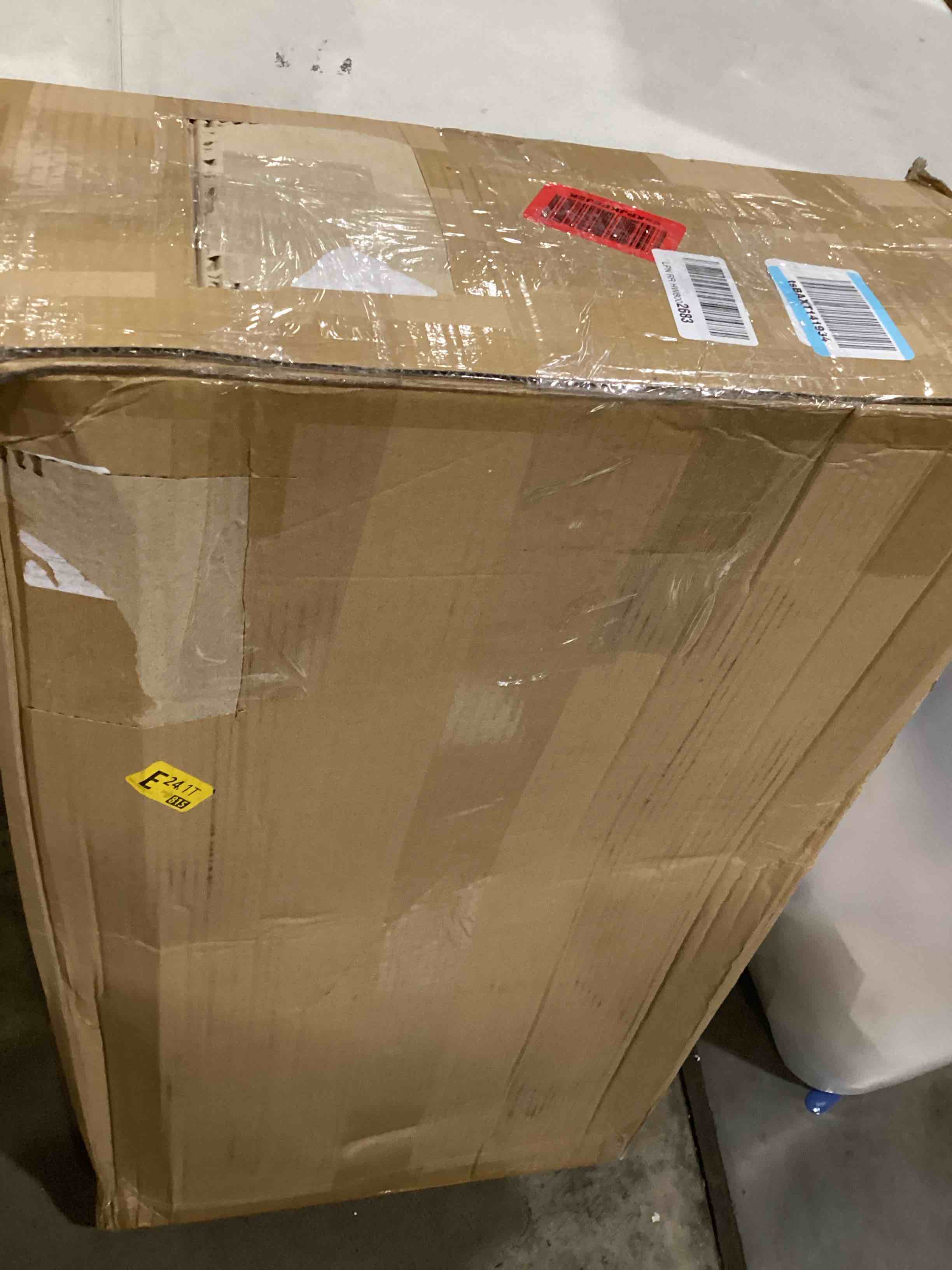 https://s3.amazonaws.com/lotting-images-prod/bidfta/RED5682313_1719838680062.jpeg