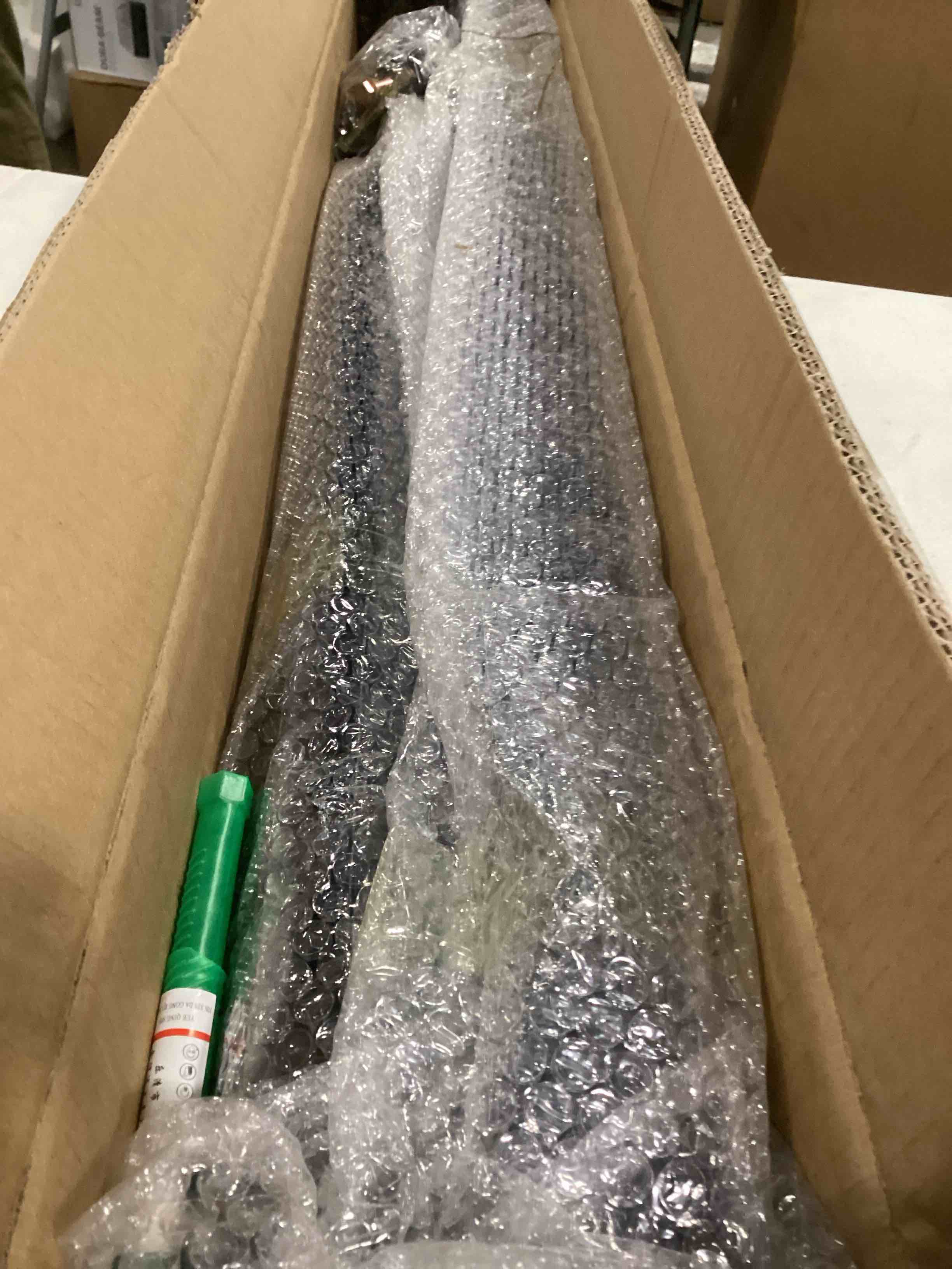 https://s3.amazonaws.com/lotting-images-prod/bidfta/RED5682400_1719859887714.jpeg