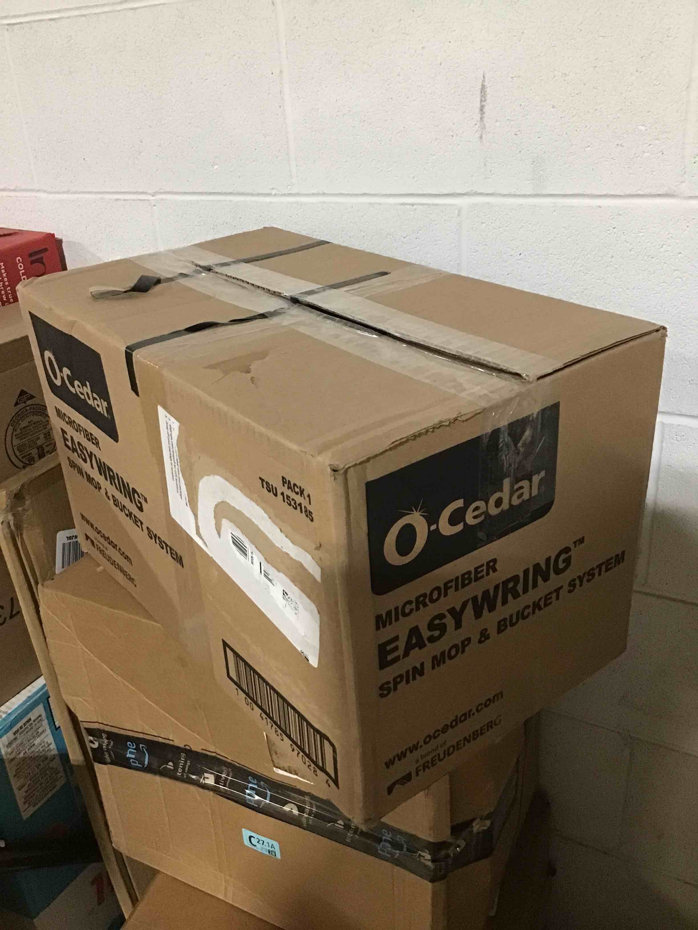 https://s3.amazonaws.com/lotting-images-prod/bidfta/RED5685610_1706915275764.jpeg