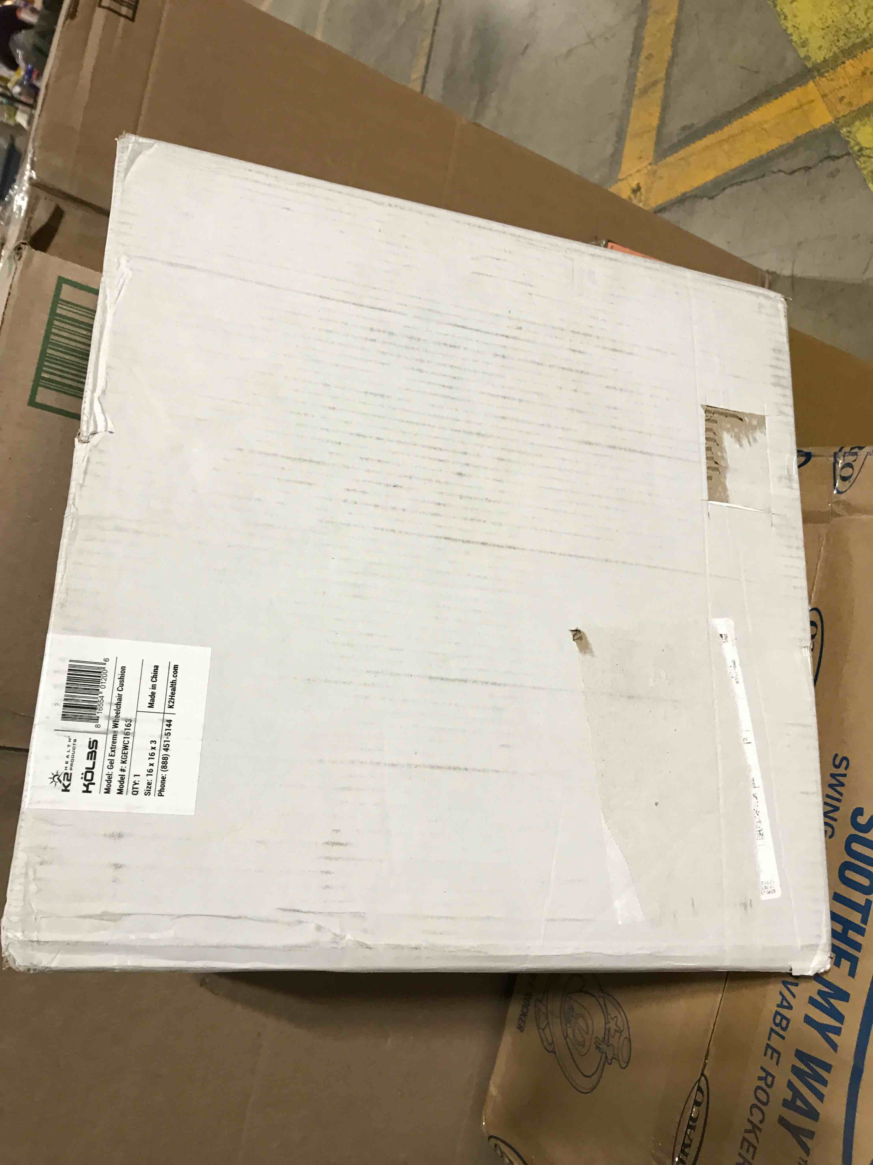https://s3.amazonaws.com/lotting-images-prod/bidfta/RED5686112_1706899499359.jpeg