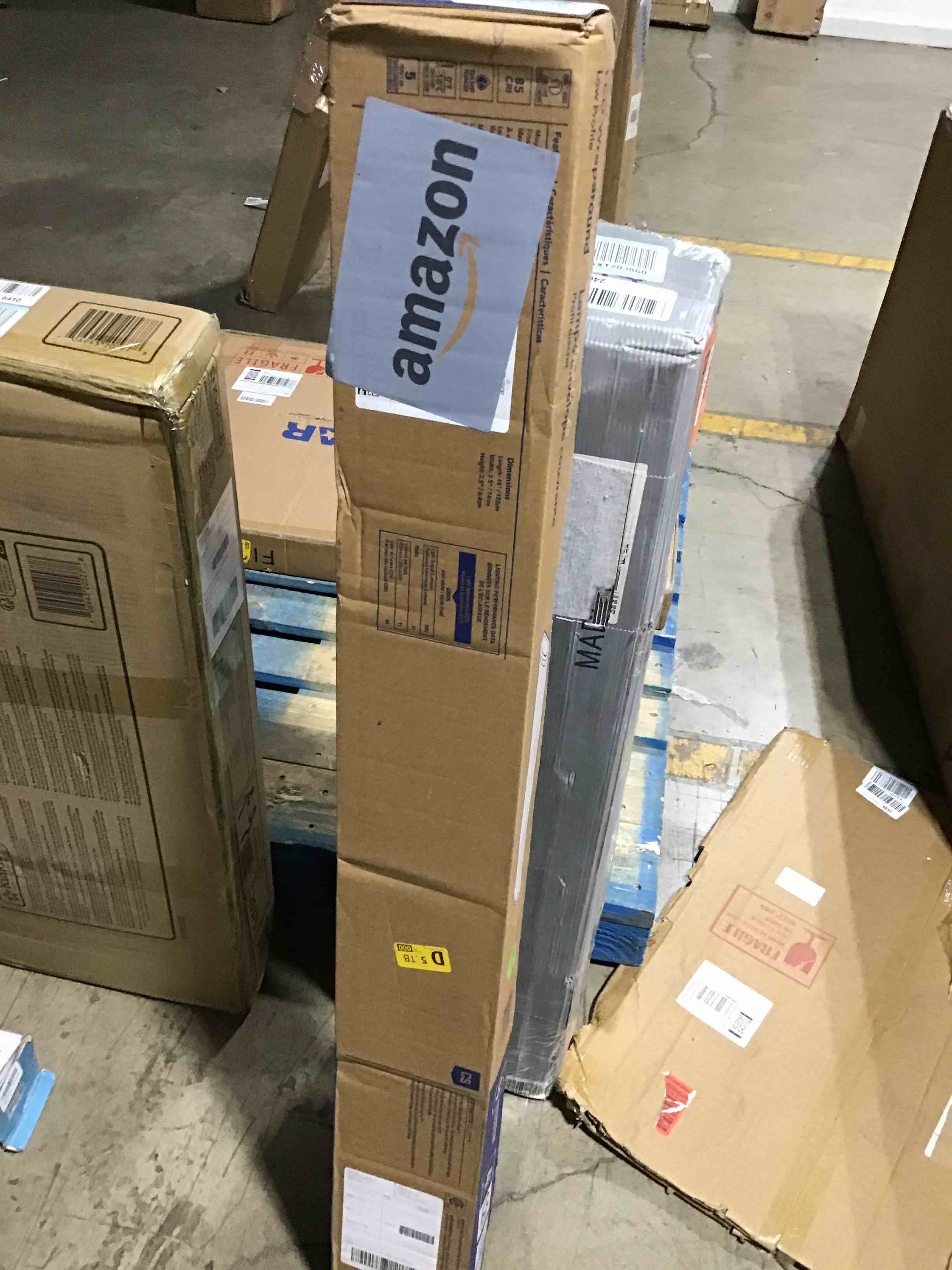 https://s3.amazonaws.com/lotting-images-prod/bidfta/RED5687931_1710247084237.jpeg