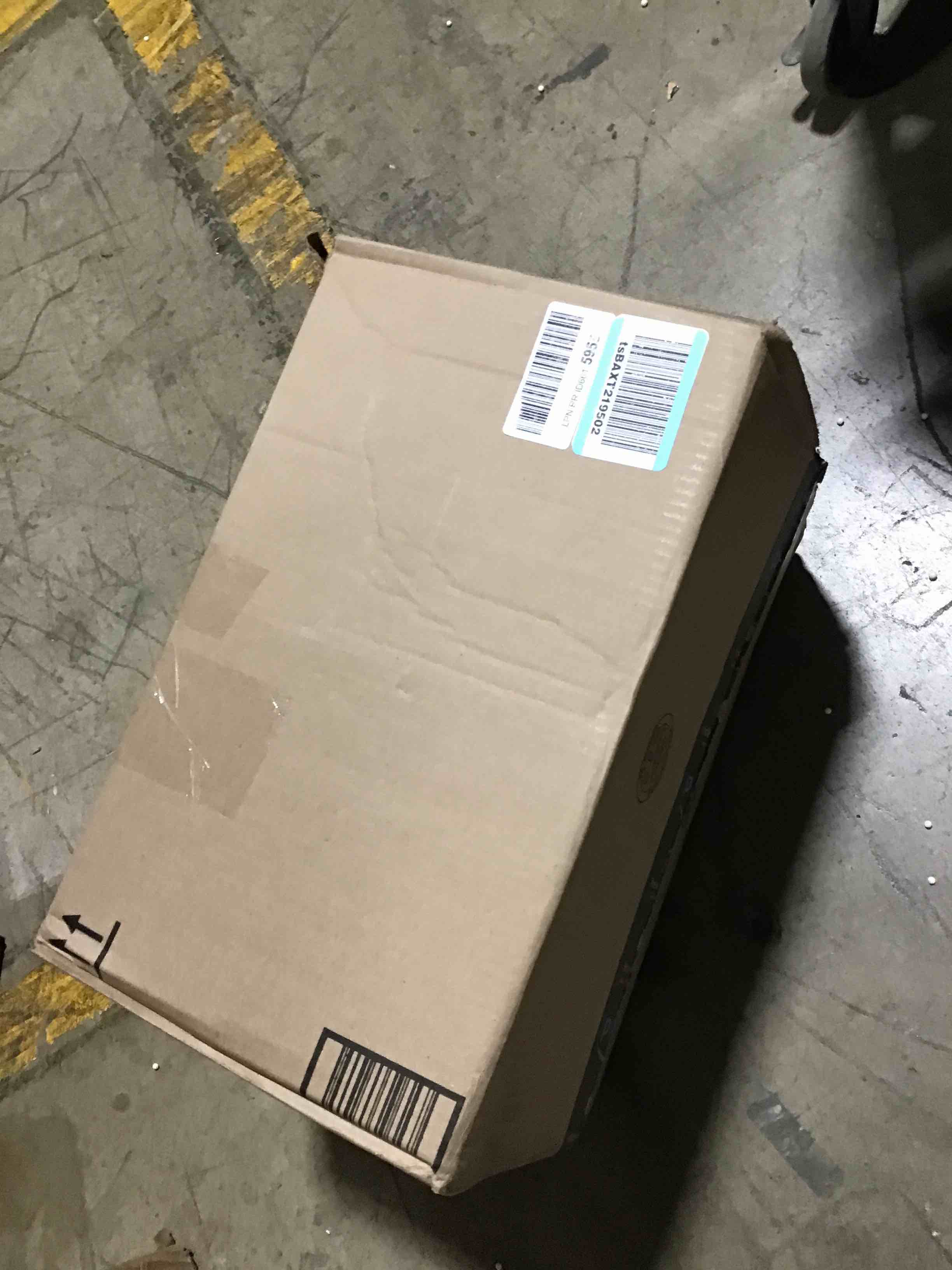 https://s3.amazonaws.com/lotting-images-prod/bidfta/RED5687974_1710258012300.jpeg