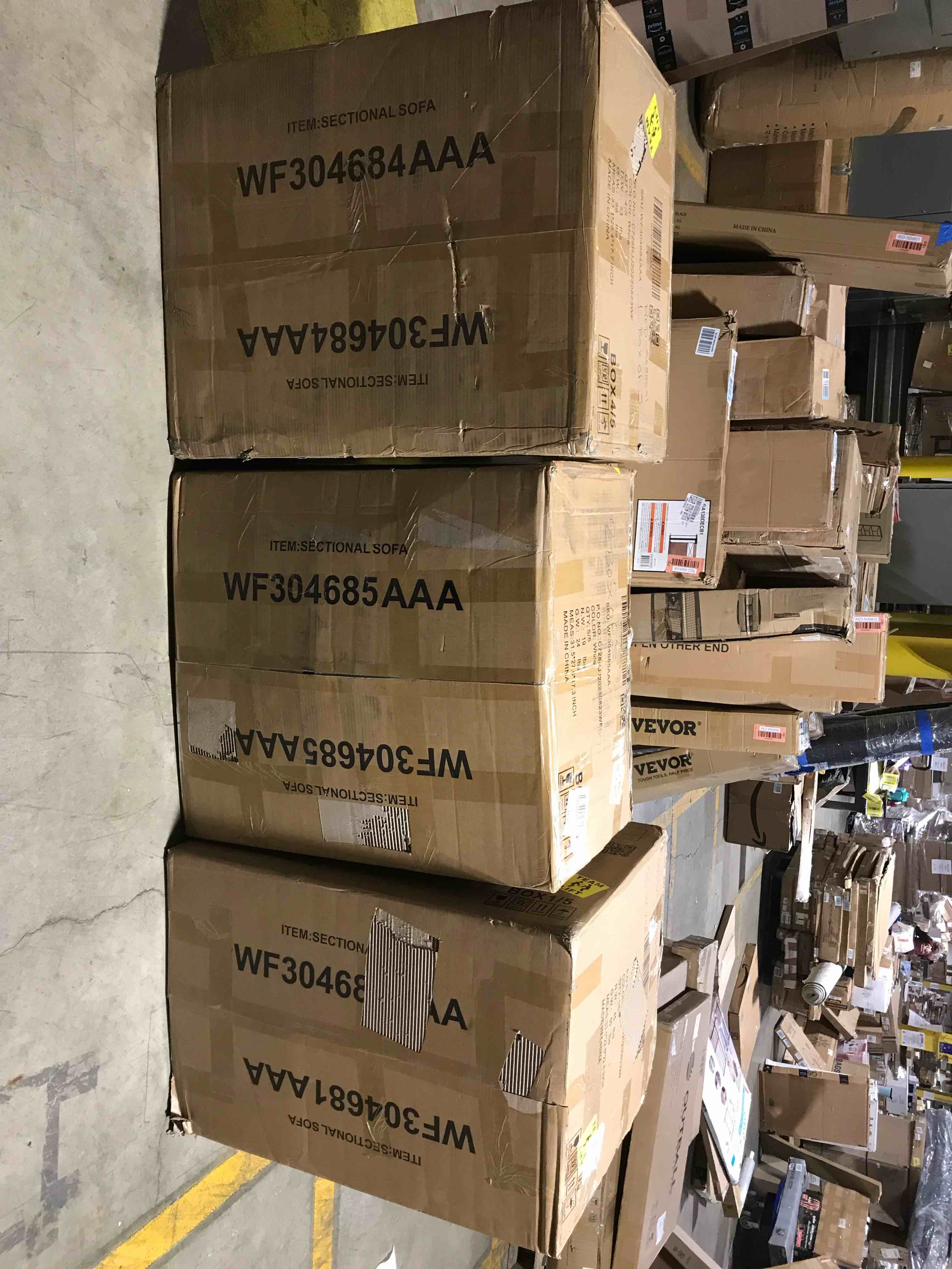 https://s3.amazonaws.com/lotting-images-prod/bidfta/RED5688651_1706287740212.jpeg