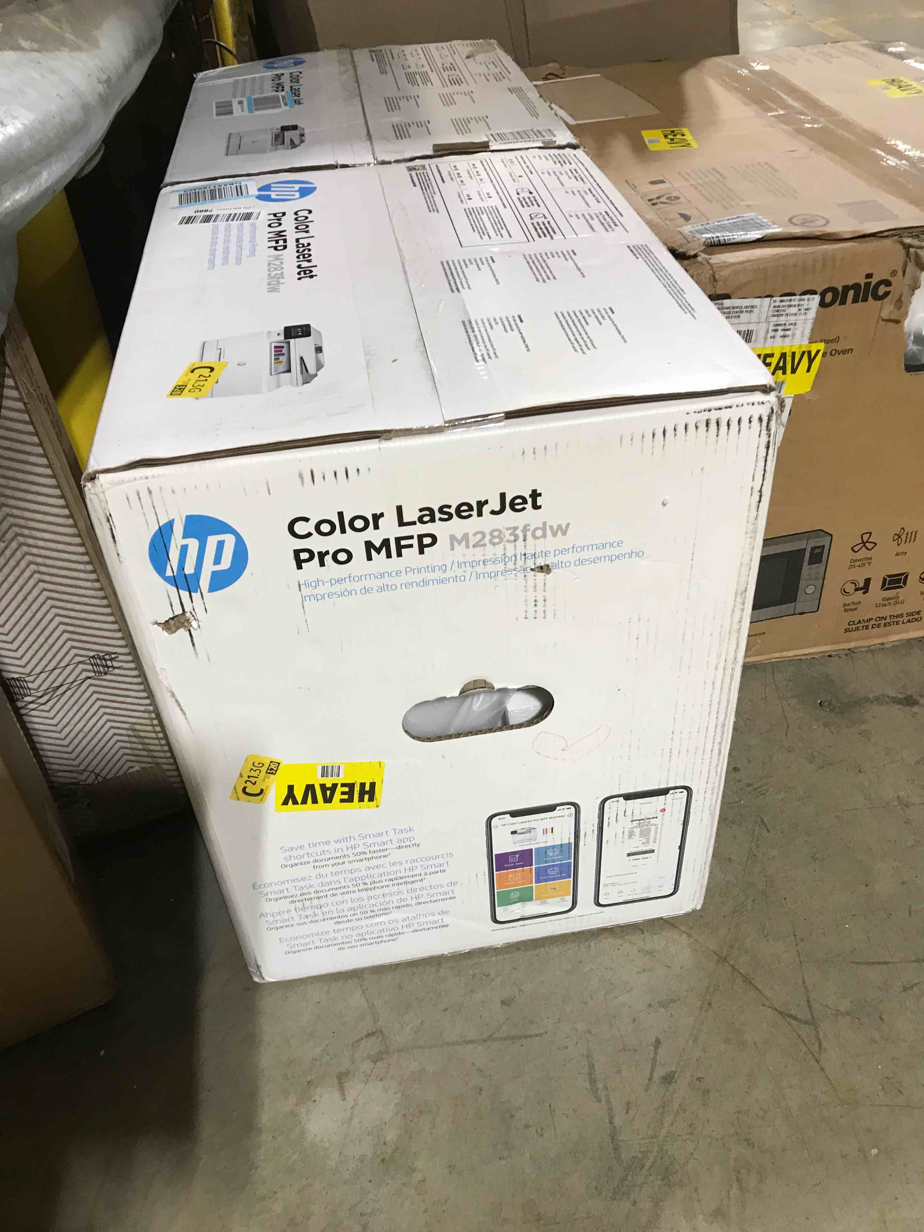 https://s3.amazonaws.com/lotting-images-prod/bidfta/RED5689415_1706730834554.jpeg