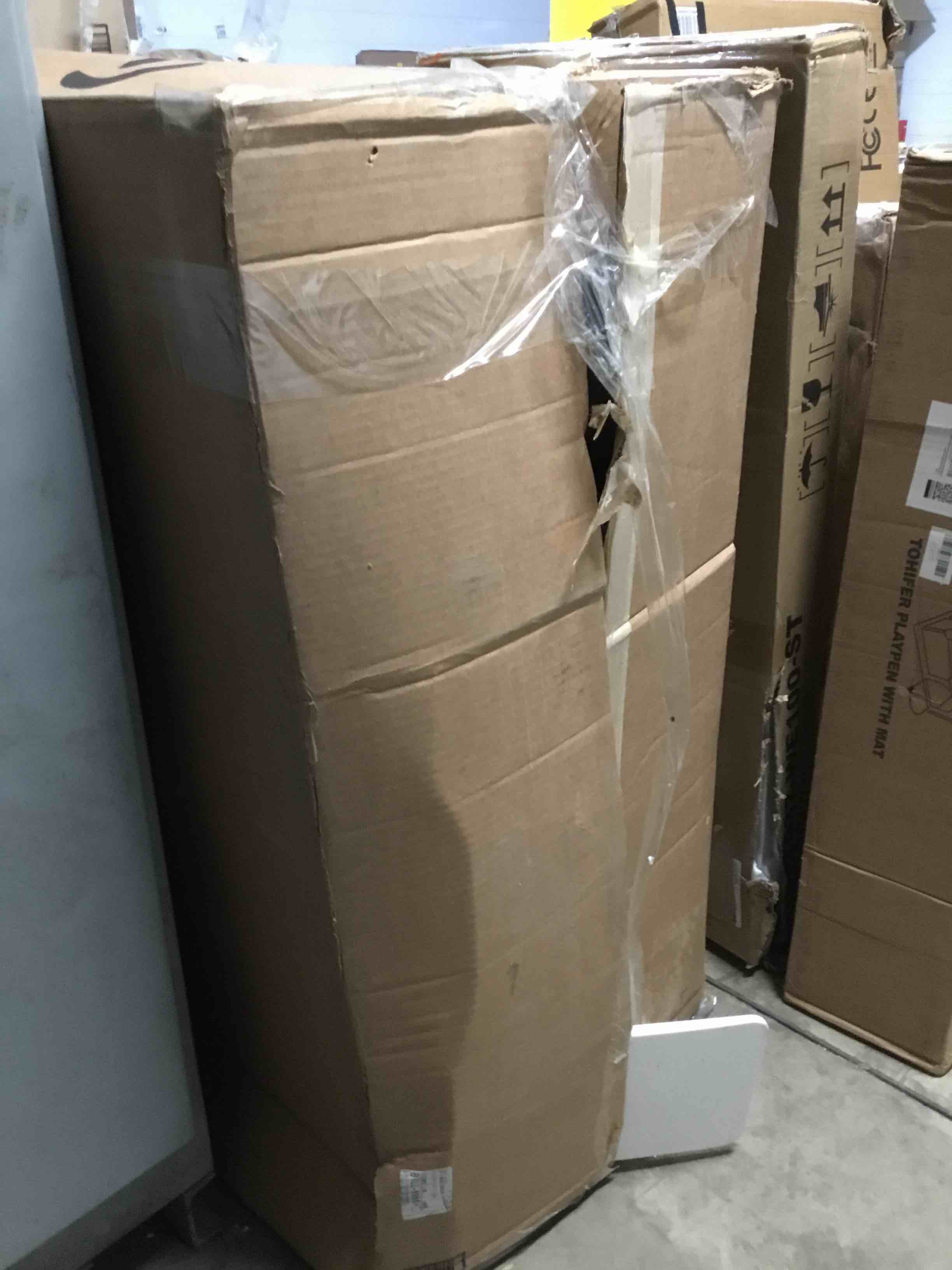 https://s3.amazonaws.com/lotting-images-prod/bidfta/RED5689513_1706730771264.jpeg
