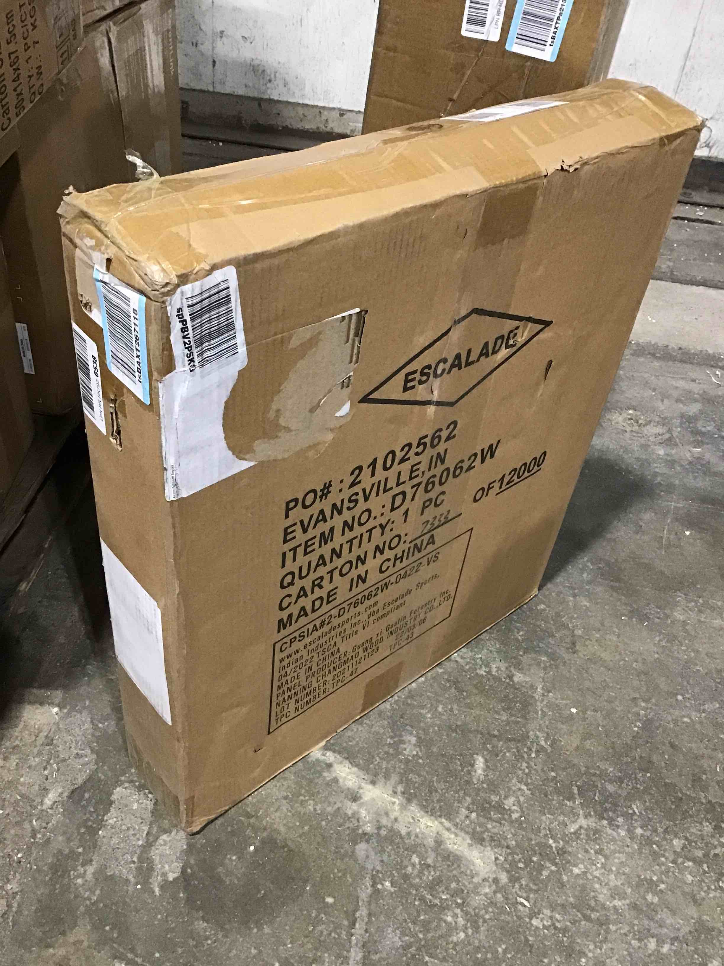 https://s3.amazonaws.com/lotting-images-prod/bidfta/RED5690317_1704746856785.jpeg