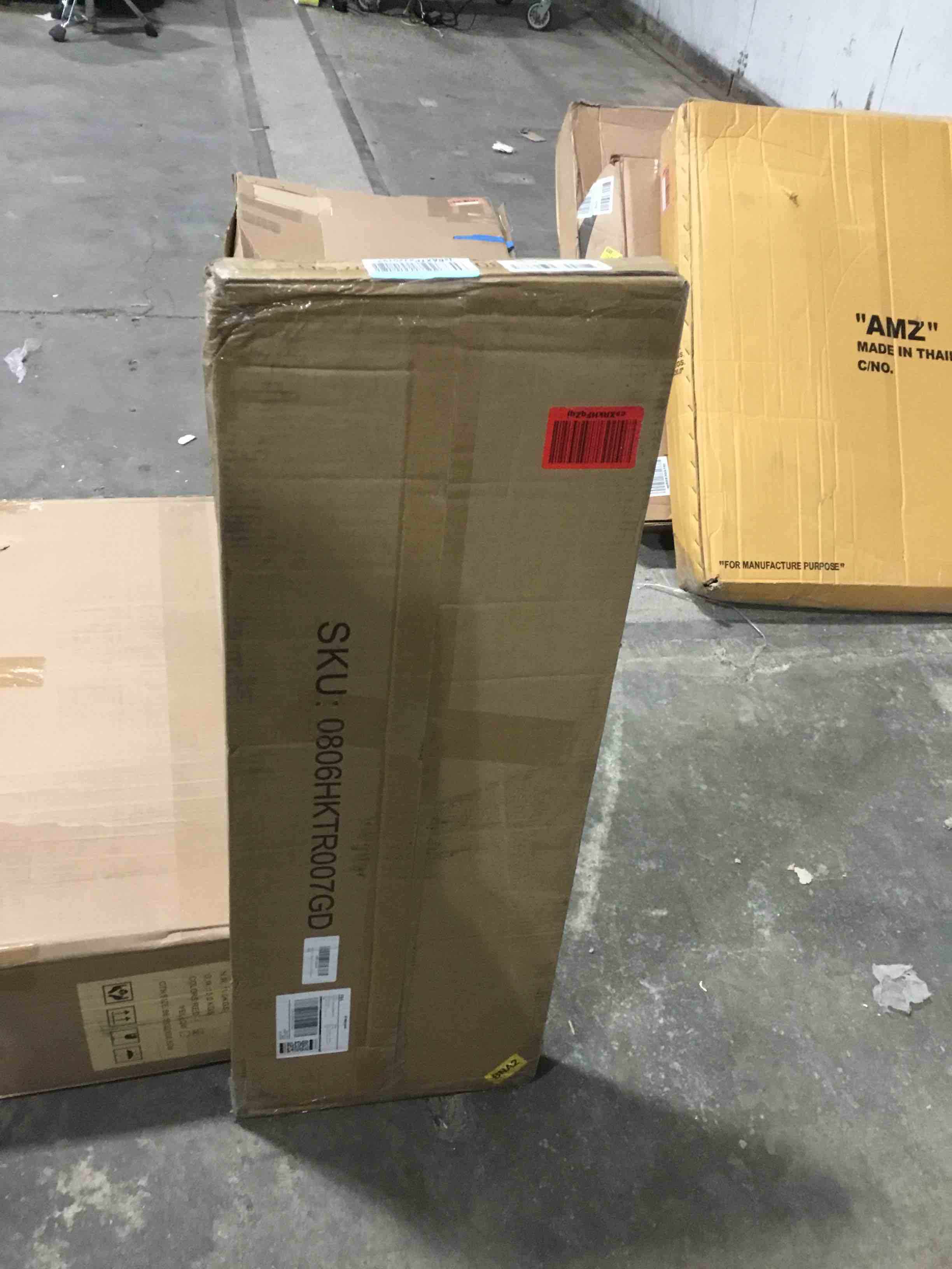 https://s3.amazonaws.com/lotting-images-prod/bidfta/RED5690777_1704920527724.jpeg