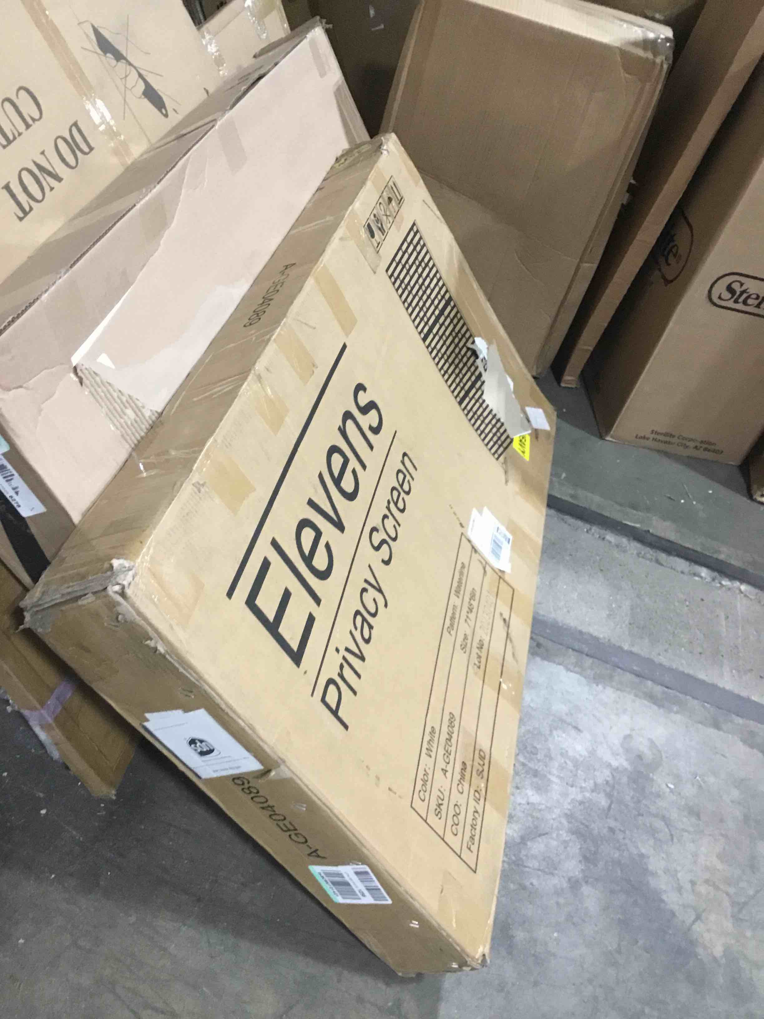 https://s3.amazonaws.com/lotting-images-prod/bidfta/RED5690779_1704920597397.jpeg